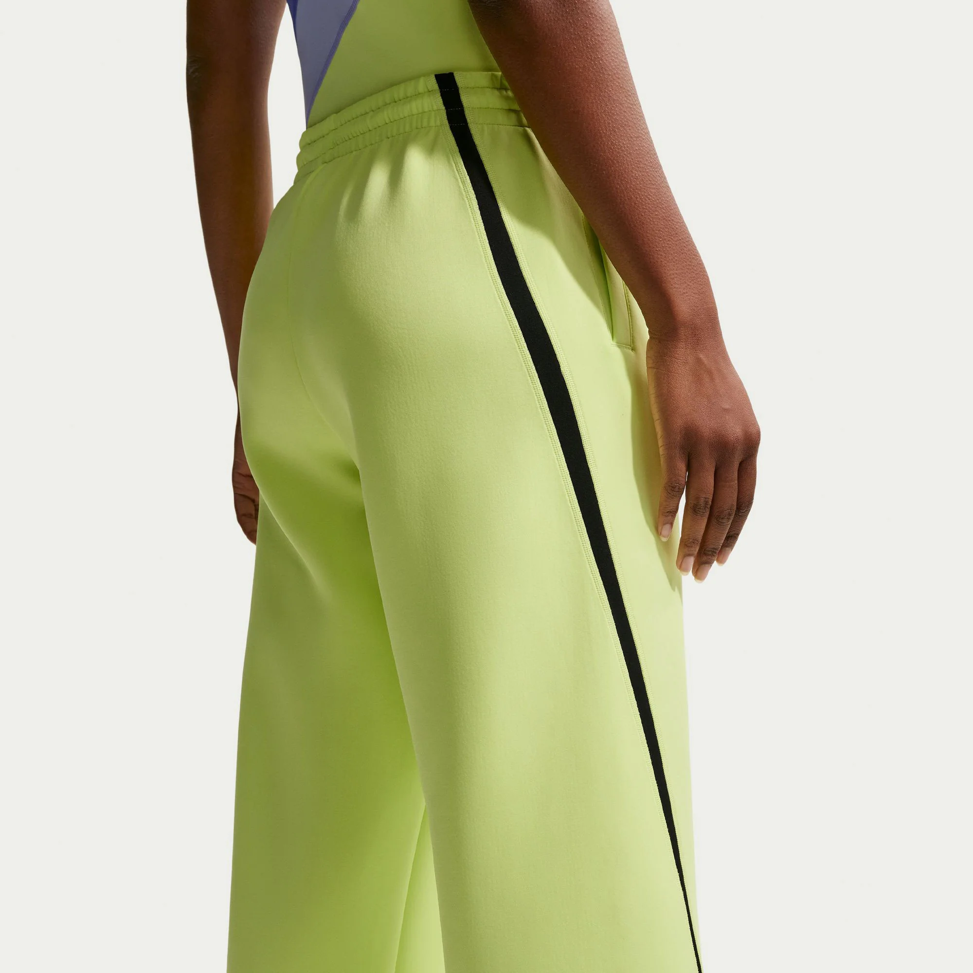 Nike Advantage Women's Dri-FIT Mid-Rise Tennis Pants - Image 4