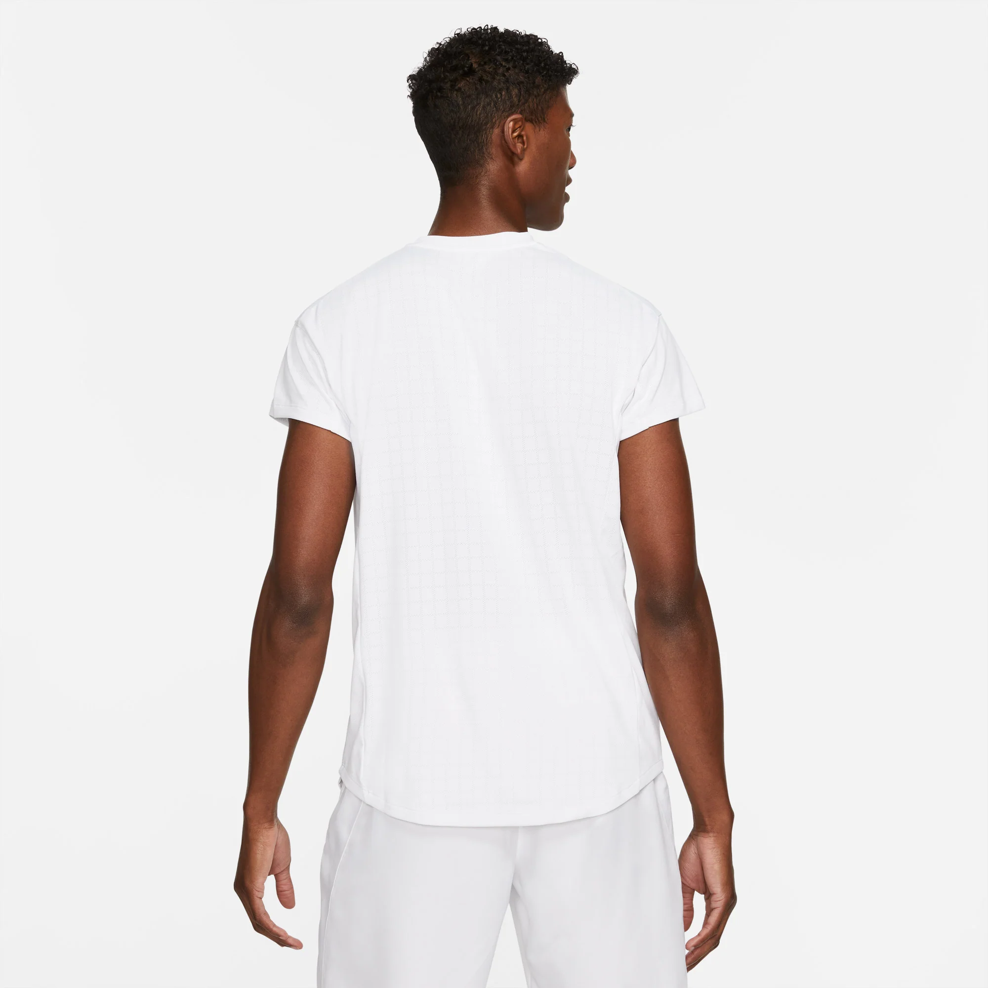 Nike Breathe Slam Men's Tennis Shirt - Image 2