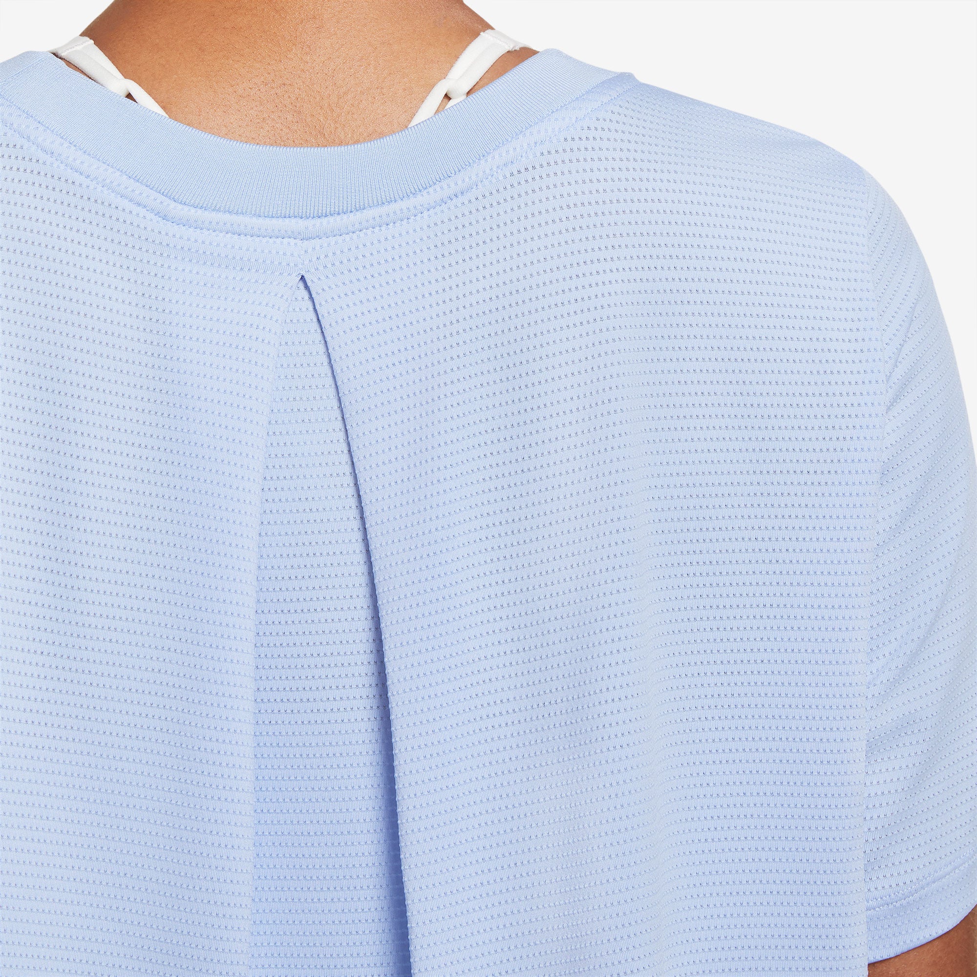 Nike Dri-Fit Advantage Women's Tennis Shirt - Image 3
