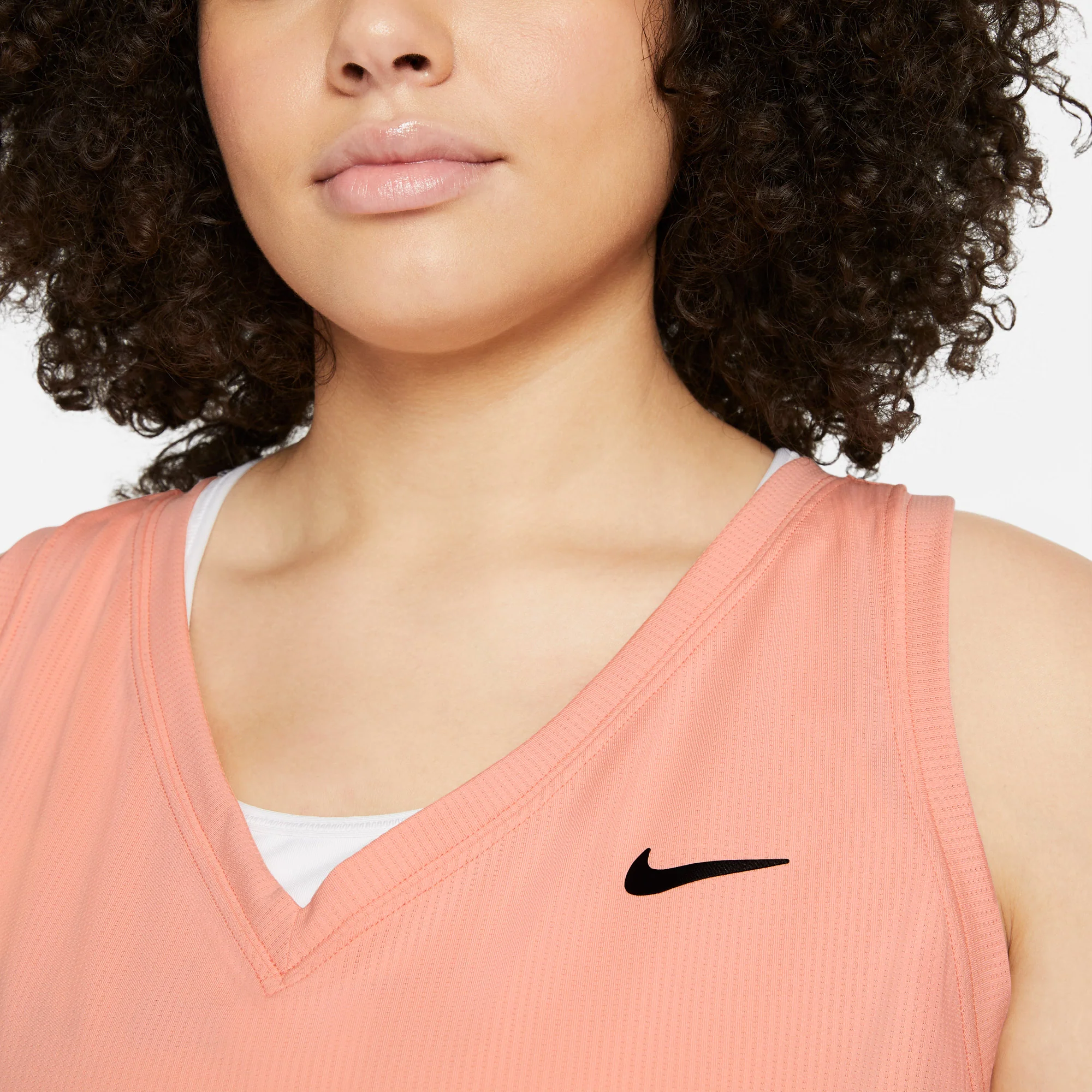 Nike Dri-FIT Victory Women's Tennis Tank (Plus Size) - Image 4