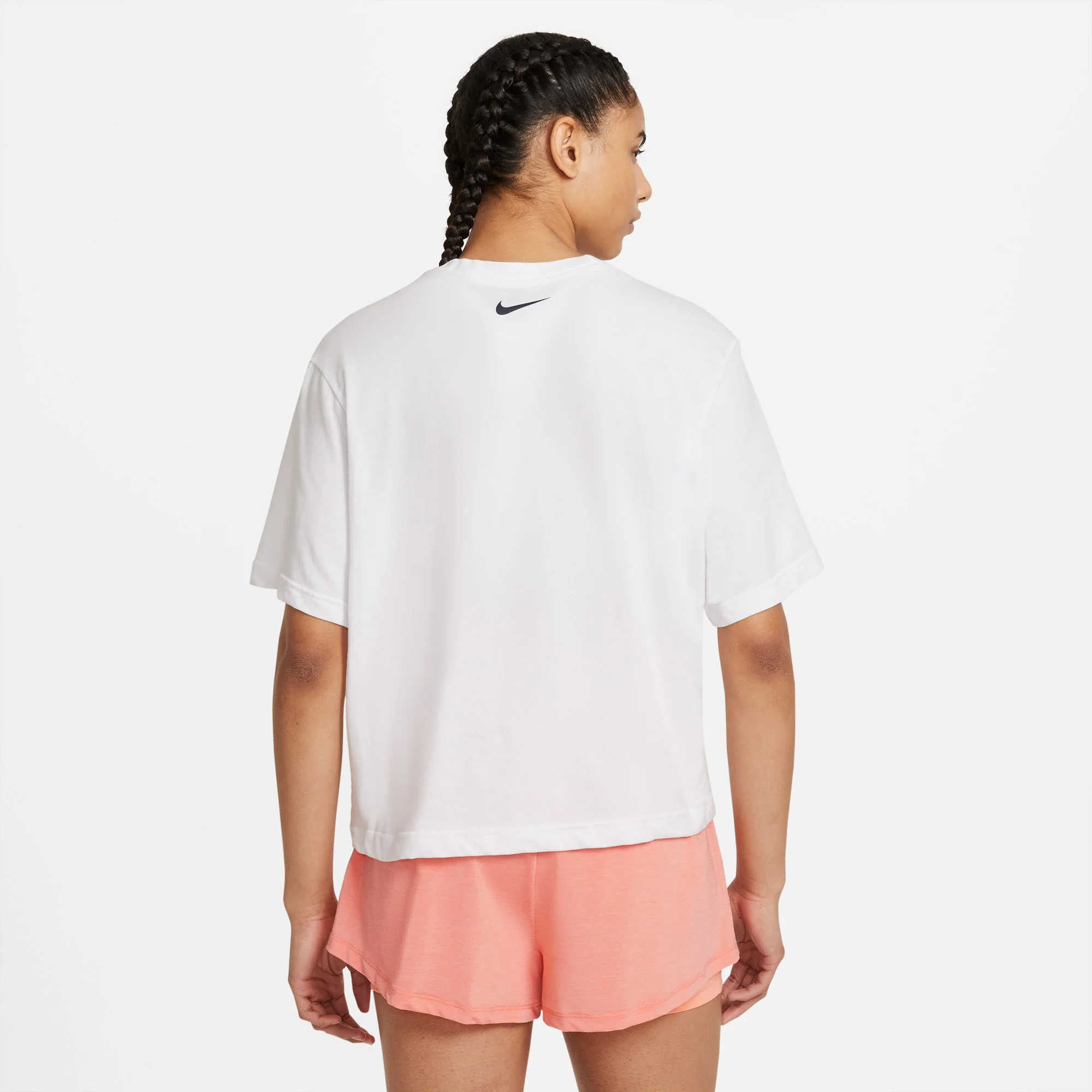Nike Dri-FIT Women's Graphic Tennis T-Shirt - Image 2