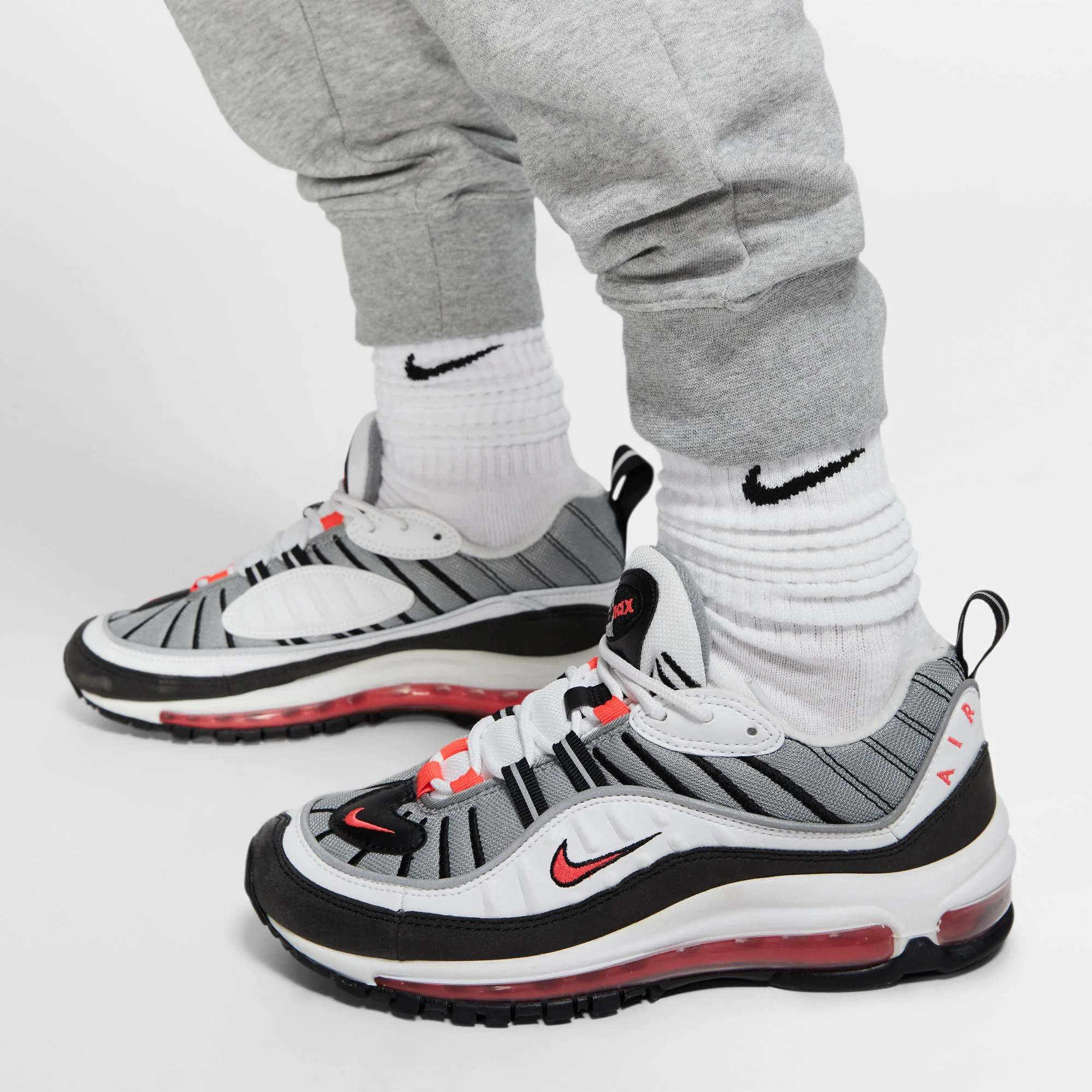Nike Essential Women's Fleece Pants - Image 5
