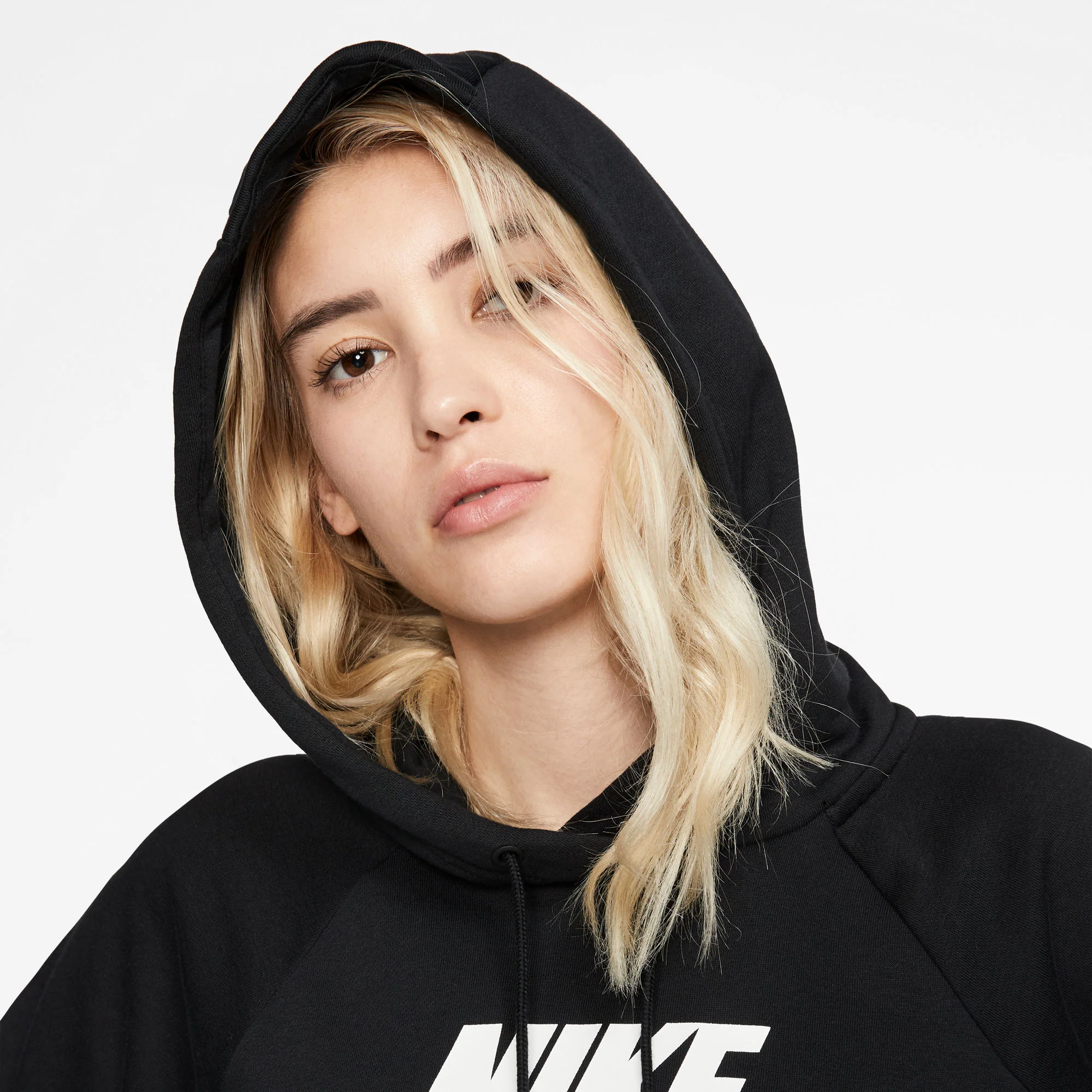 Nike Essential Women's Fleece Pullover Hoodie - Image 4