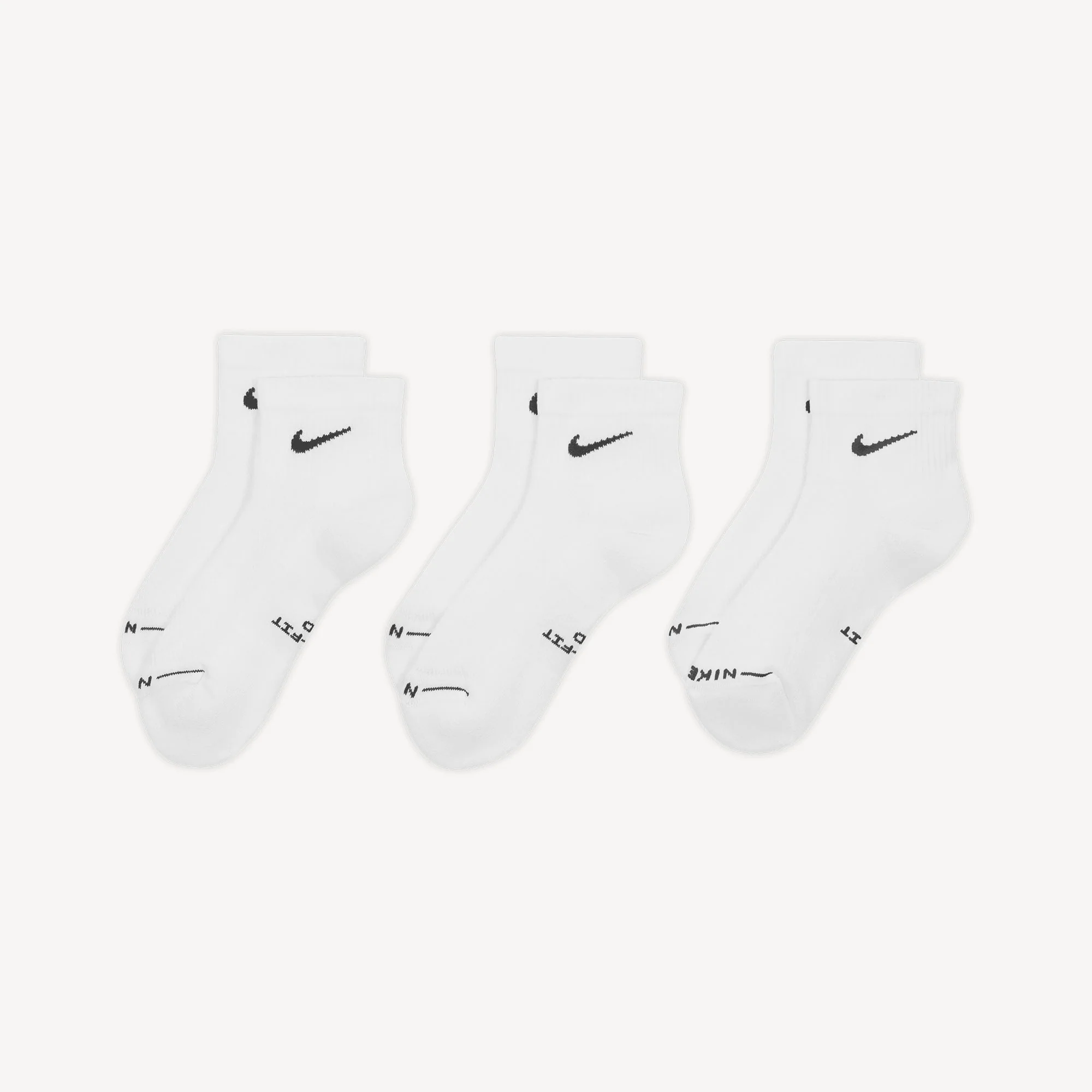 Nike Everyday Elevated Ankle Socks (3 Pairs) - Image 2