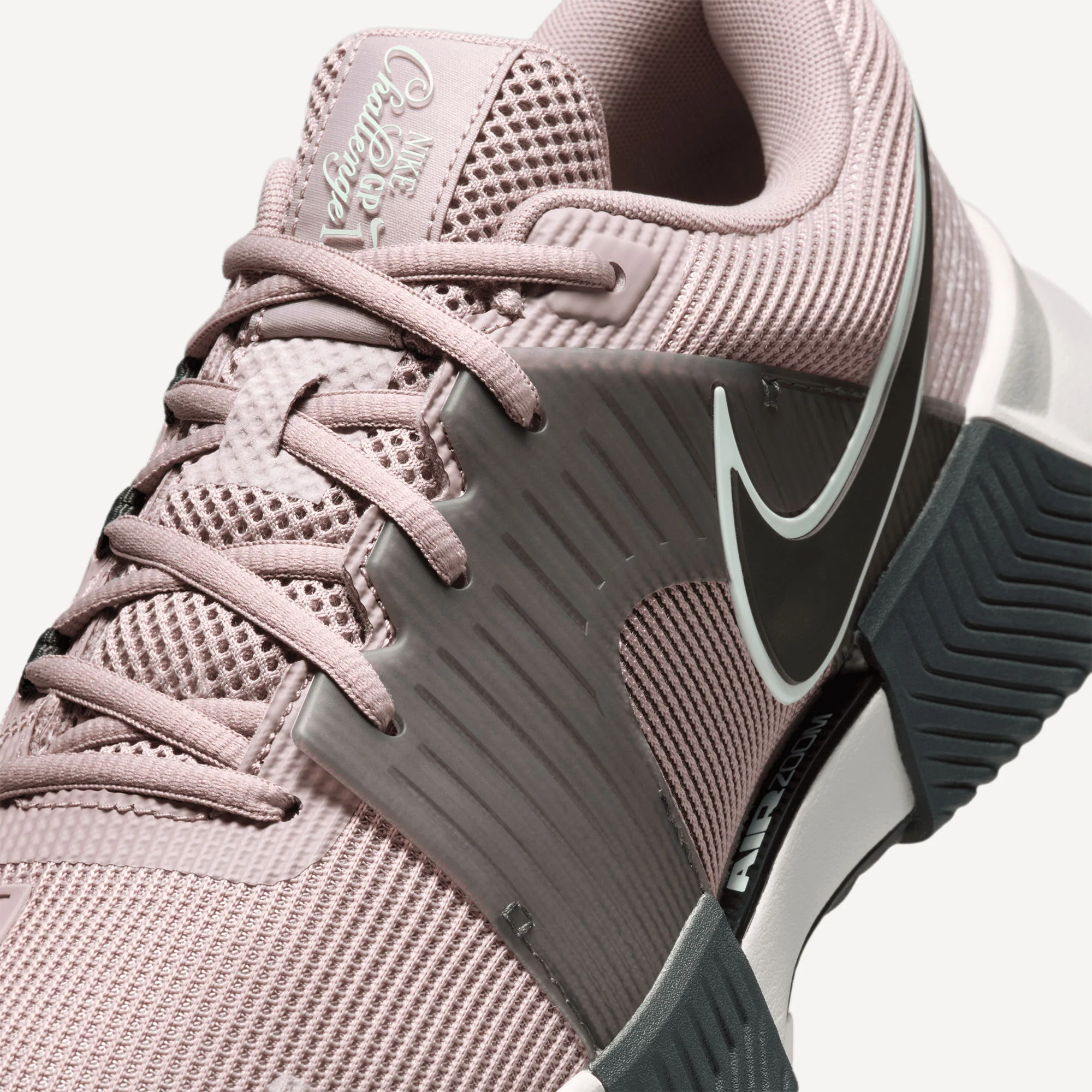 Nike GP Challenge 1.5 Premium Men's Clay Court Tennis Shoes - Image 7