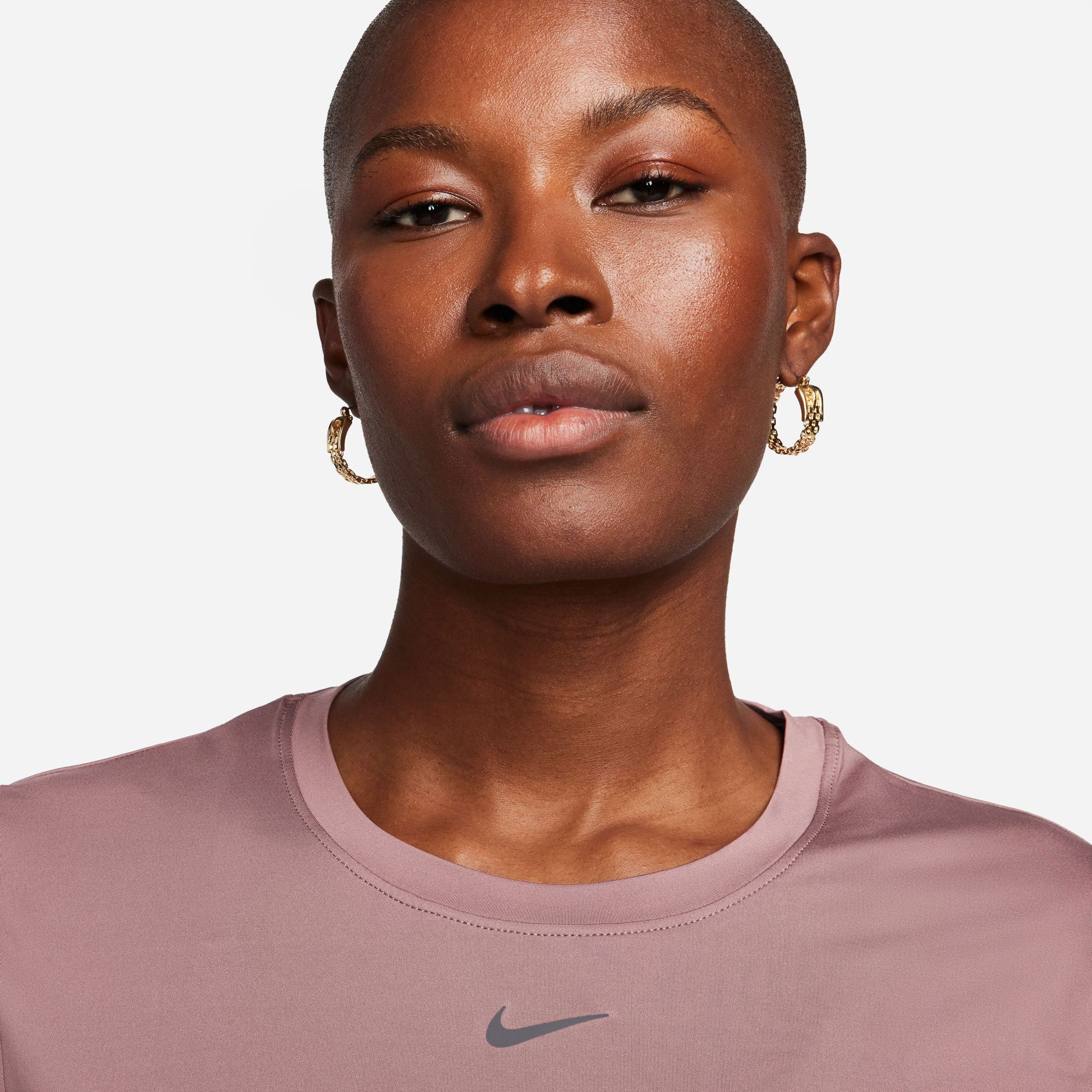 Nike One Classic Women's Dri-FIT Shirt - Image 3