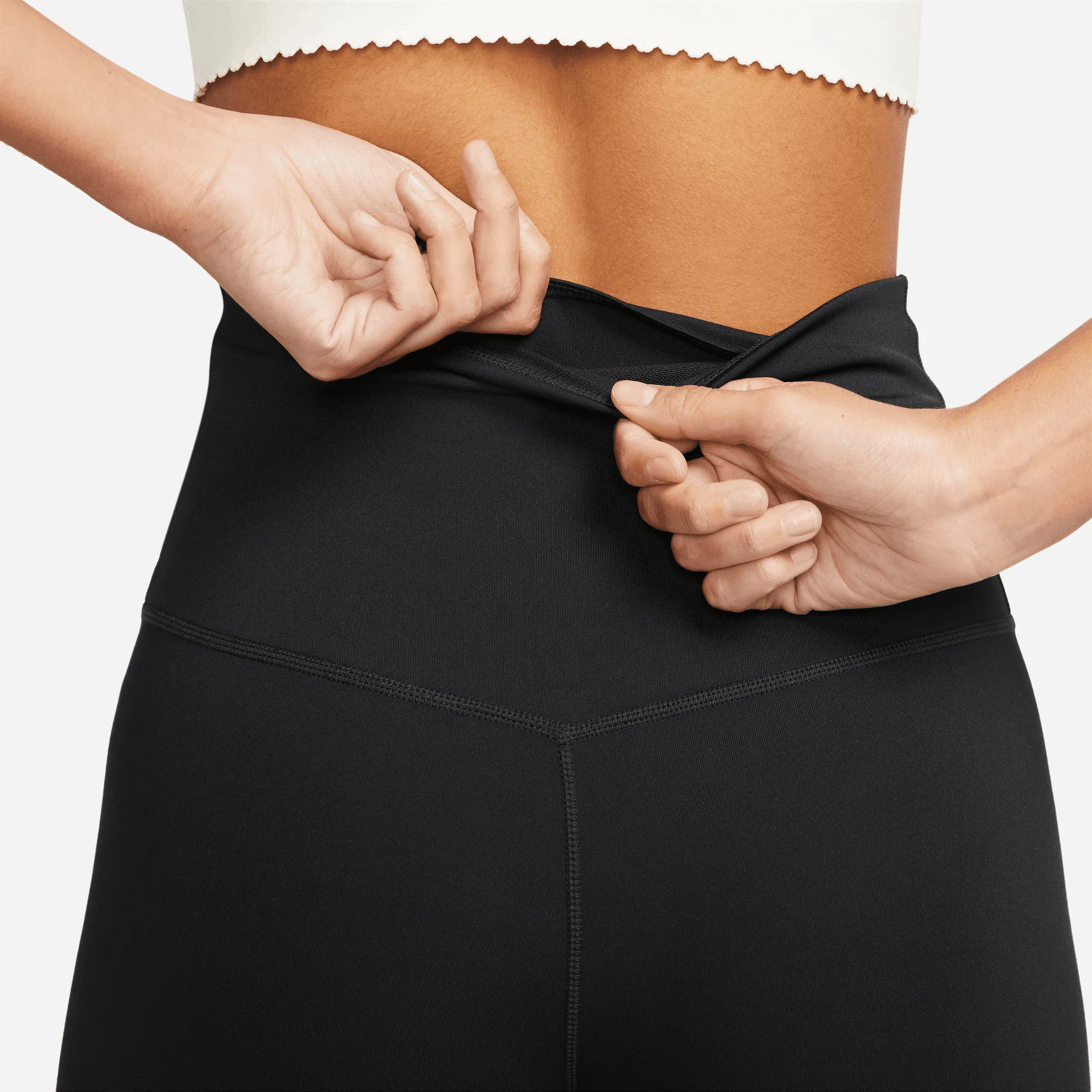 Nike One Dri-FIT Women's High-Rise Cropped Leggings - Image 5
