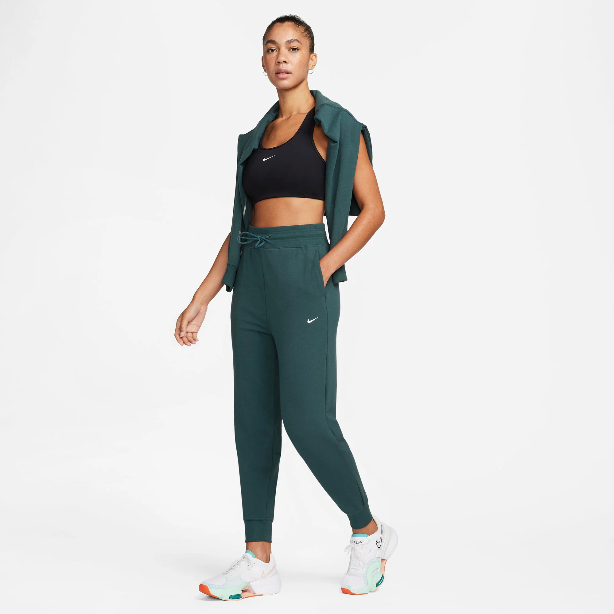 Nike One Dri-FIT Women's Jogger Pants - Image 5