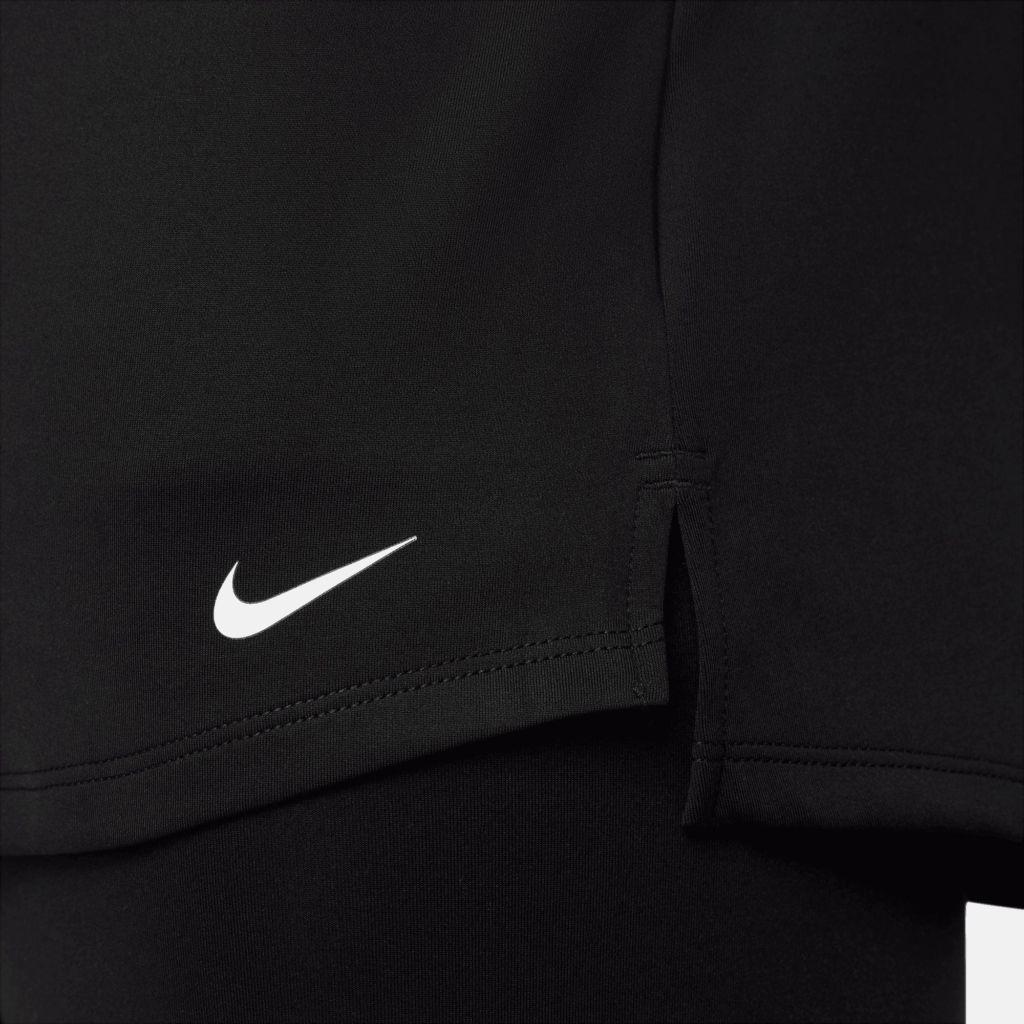 Nike One Therma-FIT Women's Long-Sleeve Half-Zip Top - Image 4