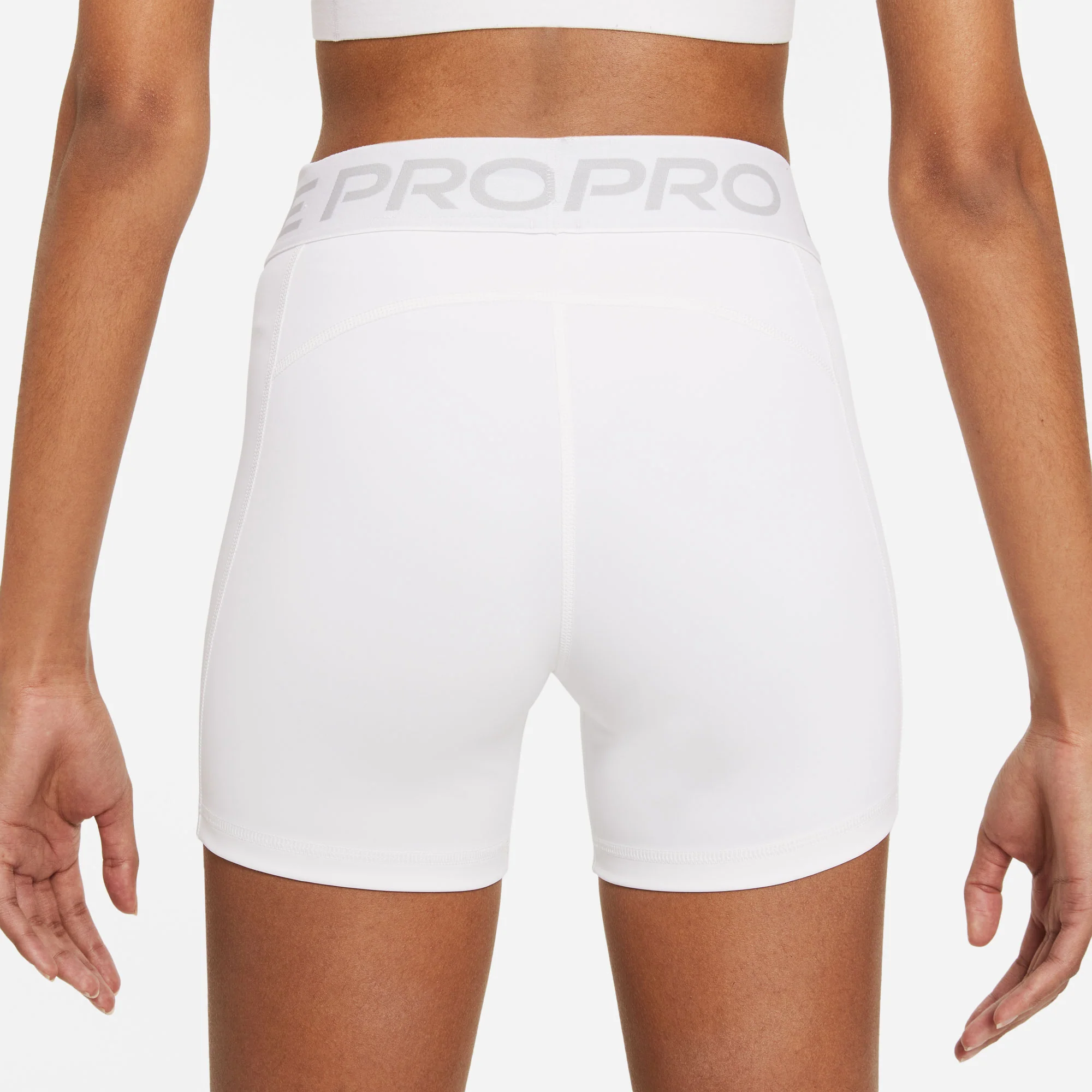Nike Pro Dri-FIT 365 Women's 5-Inch Shorts - Image 2