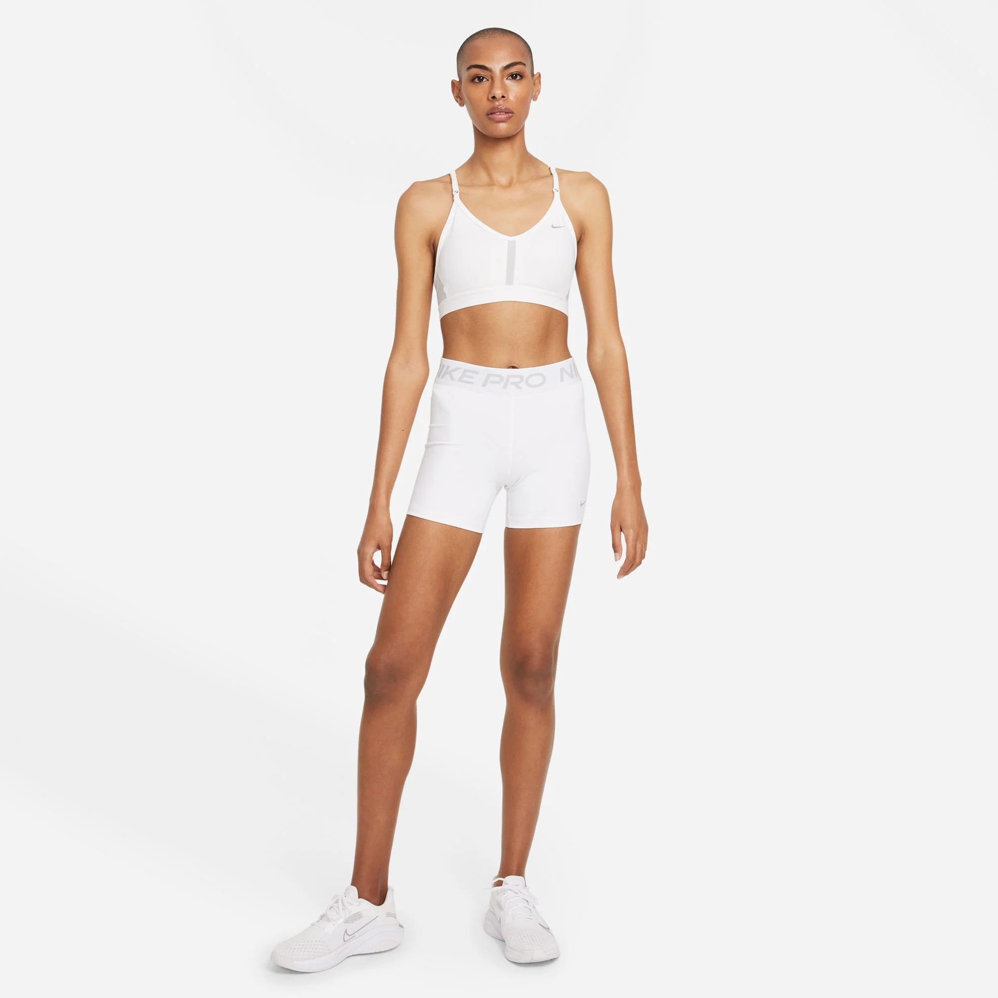 Nike Pro Dri-FIT 365 Women's 5-Inch Shorts - Image 3