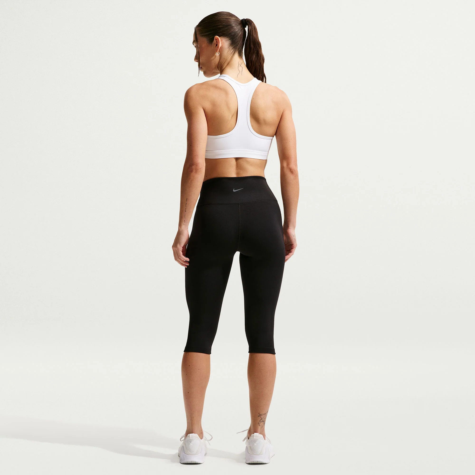 Nike Swoosh Women's Medium-Support Padded Sports Bra - Image 5