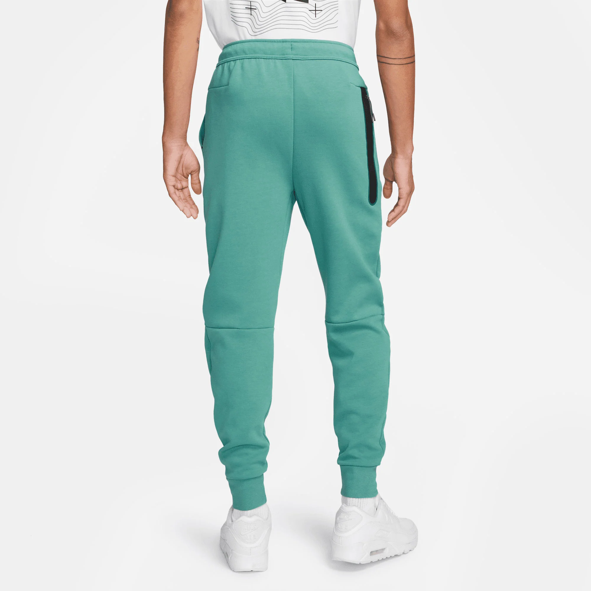 Nike Tech Fleece Men's Pants - Image 2