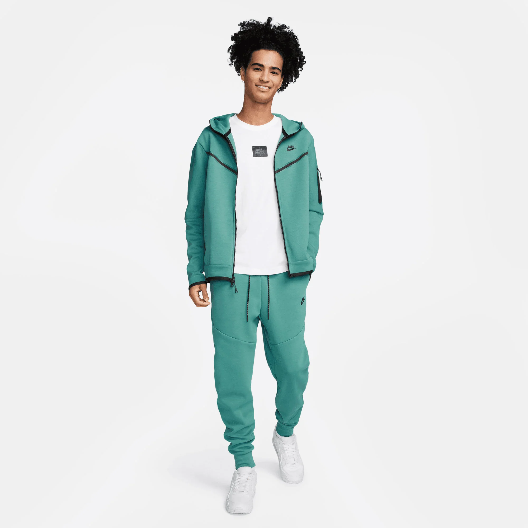 Nike Tech Fleece Men's Pants - Image 6
