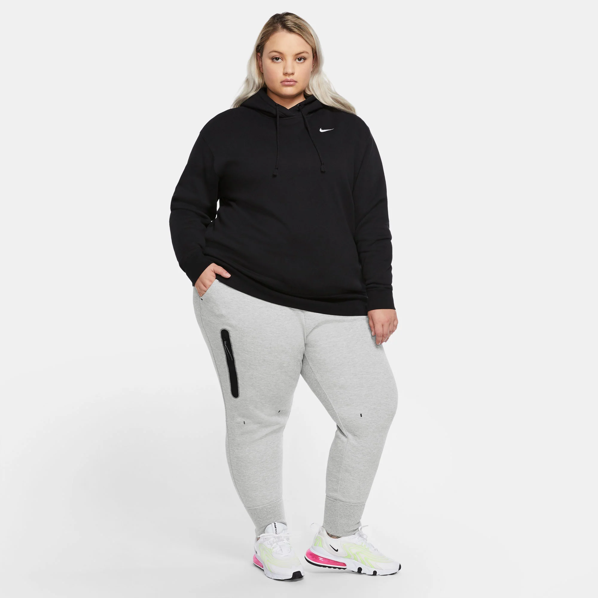 Nike Tech Fleece Women's Pants - Image 5