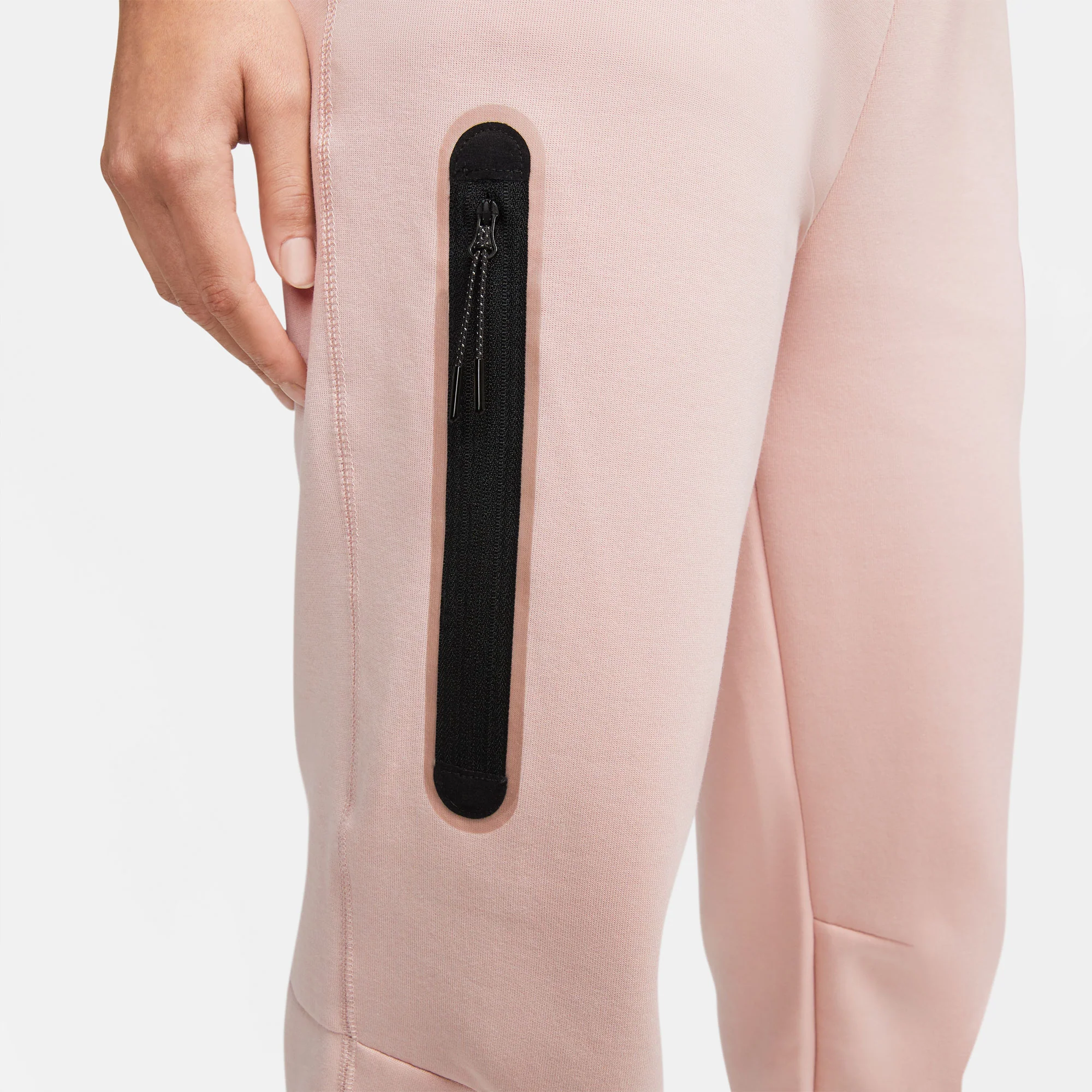 Nike Tech Fleece Women's Pants - Image 5