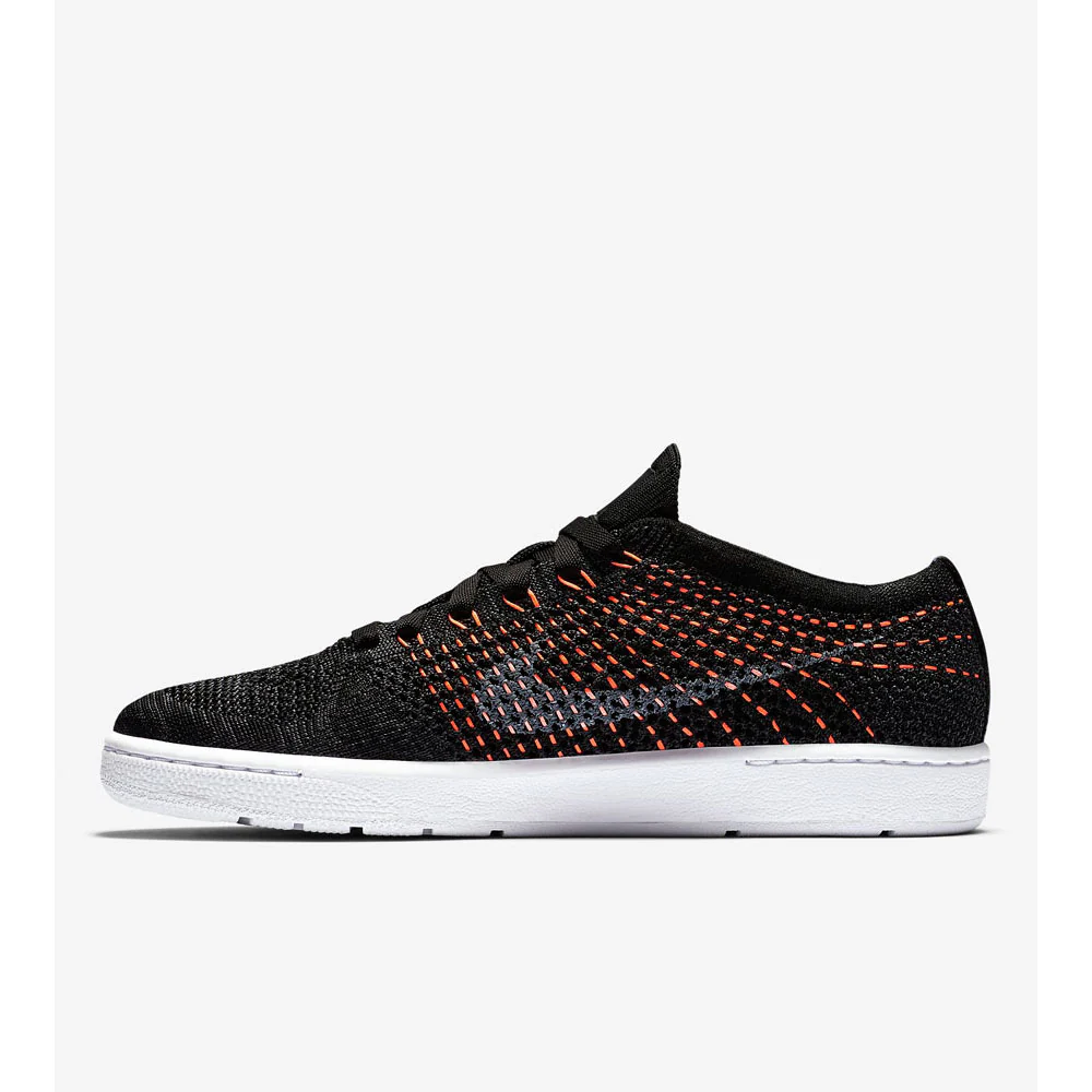 Nike Tennis Classic Ultra Flyknit Women's Sneaker - Image 3