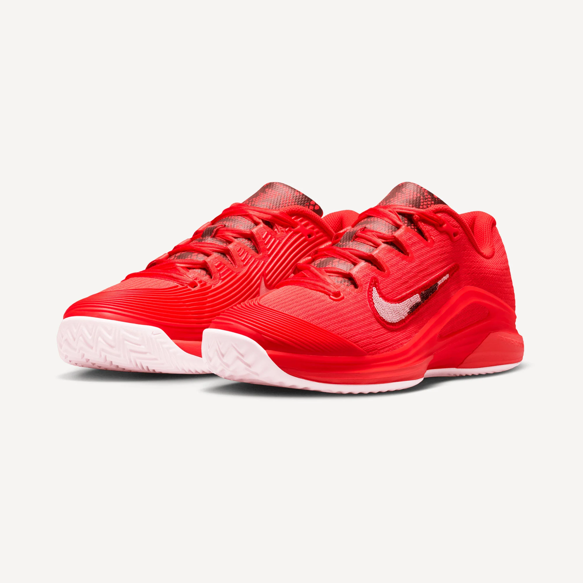 Nike Vapor 12 "Aryna Sabalenka" Women's Clay Court Tennis Shoes - Image 4