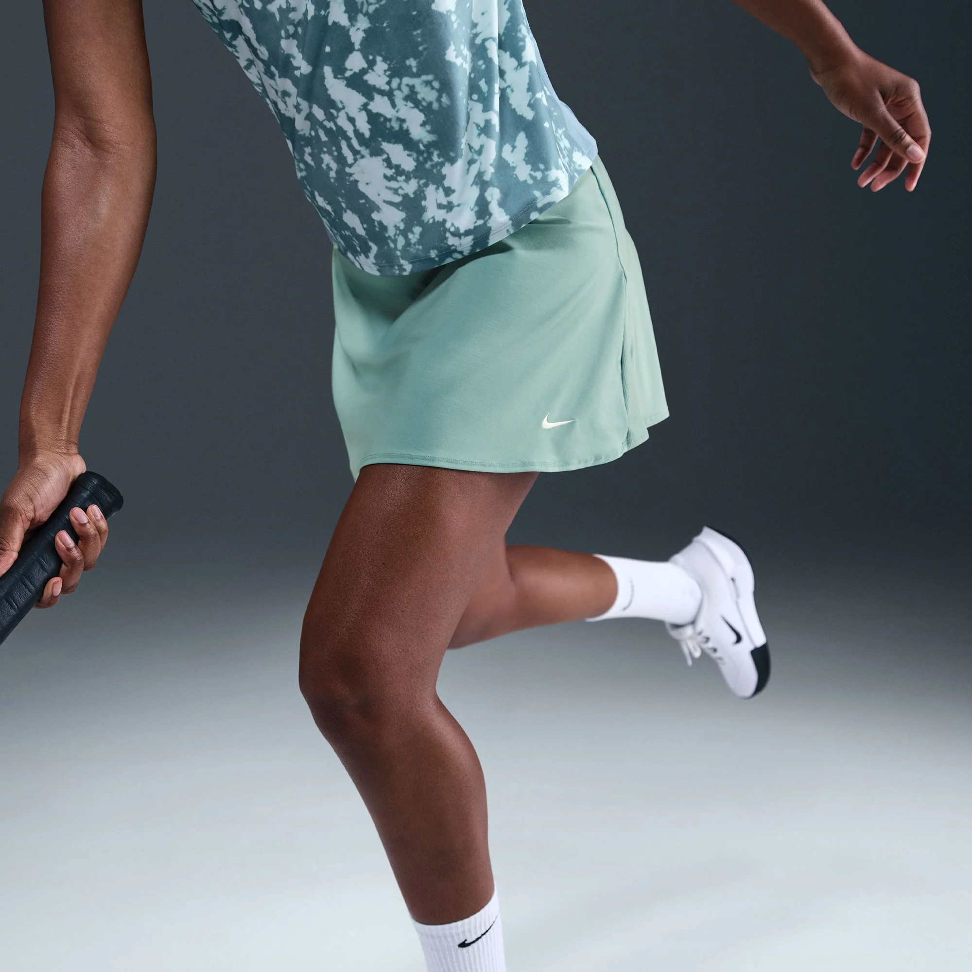 Nike Victory Women's Dri-FIT Mid-Rise Flouncy Tennis Skirt - Image 5