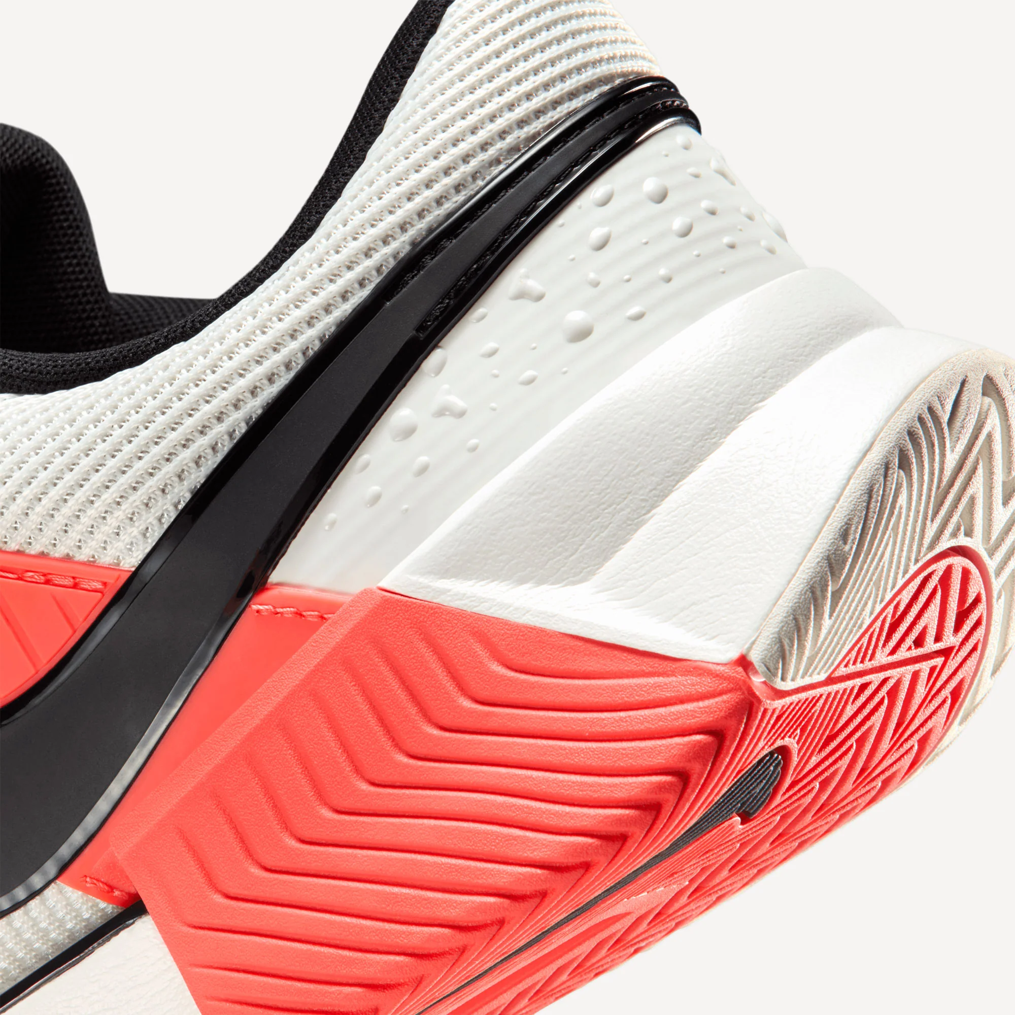 Nike Zoom GP Challenge 1.5 PRM Men's Hard Court Tennis Shoes - Image 8
