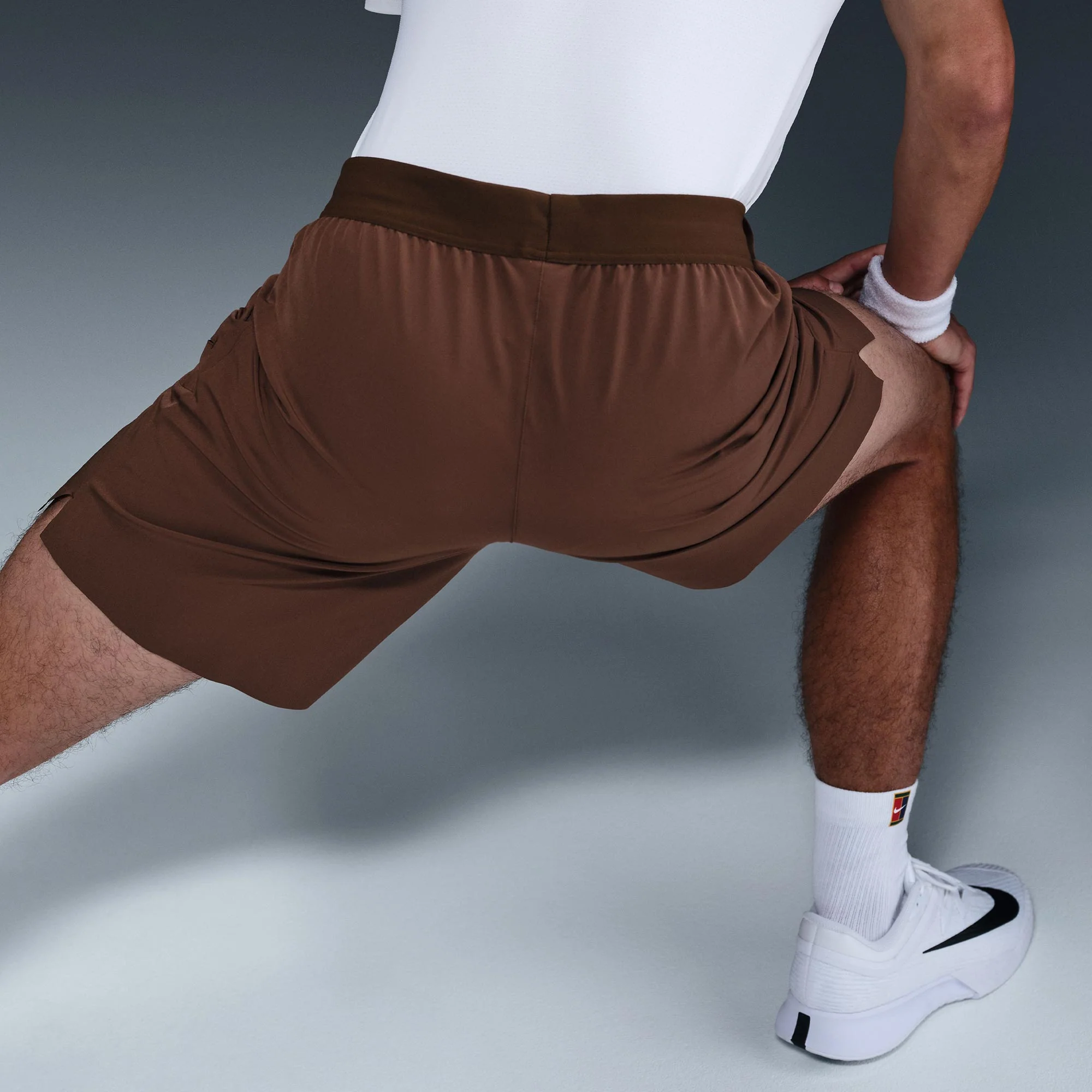 NikeCourt Advantage Men's Dri-FIT 8-Inch Tennis Shorts - Image 4