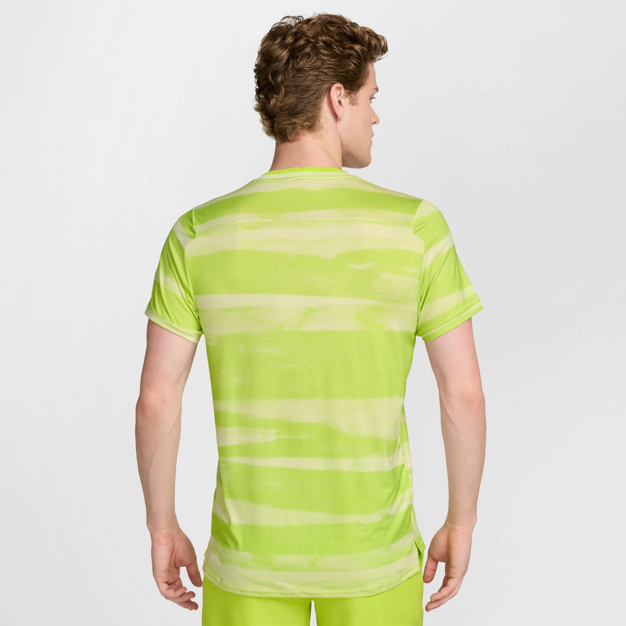 NikeCourt Advantage Men's Dri-FIT Printed Tennis Shirt - Image 2