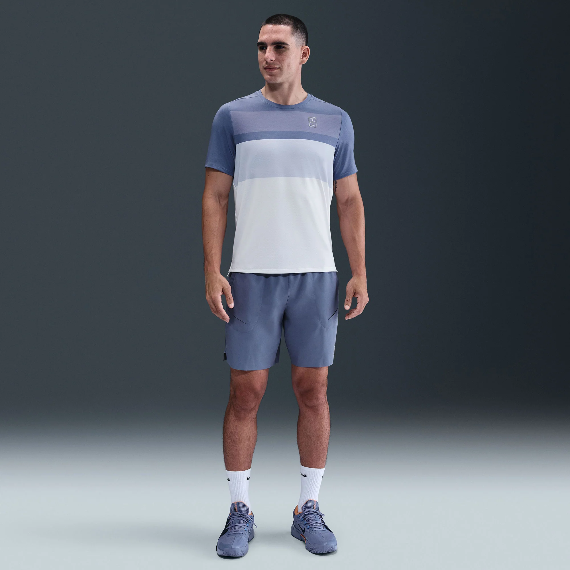NikeCourt Advantage Men's Dri-FIT Printed Tennis Shirt - Image 4