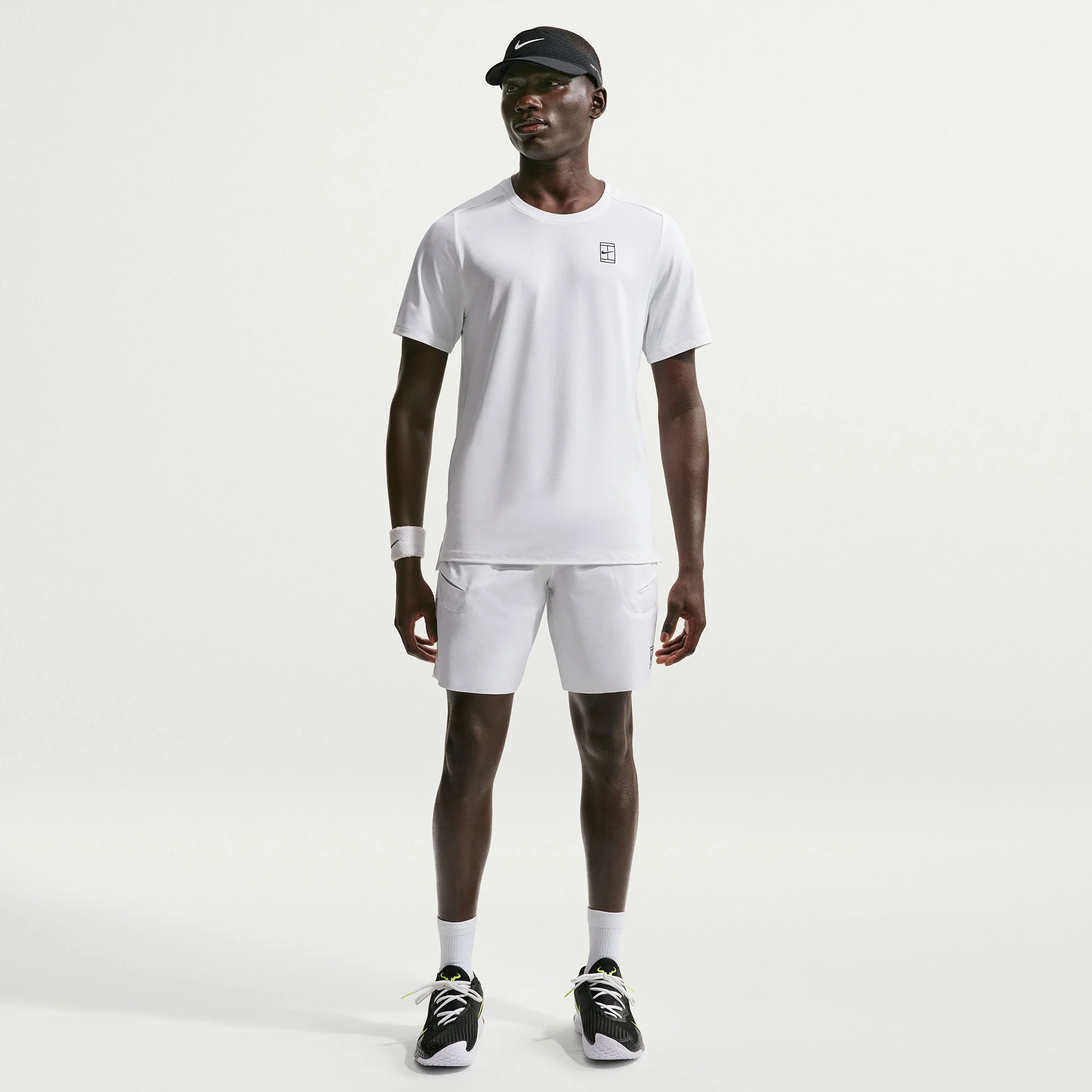 NikeCourt Advantage Men's Dri-FIT Tennis Shirt - Image 4