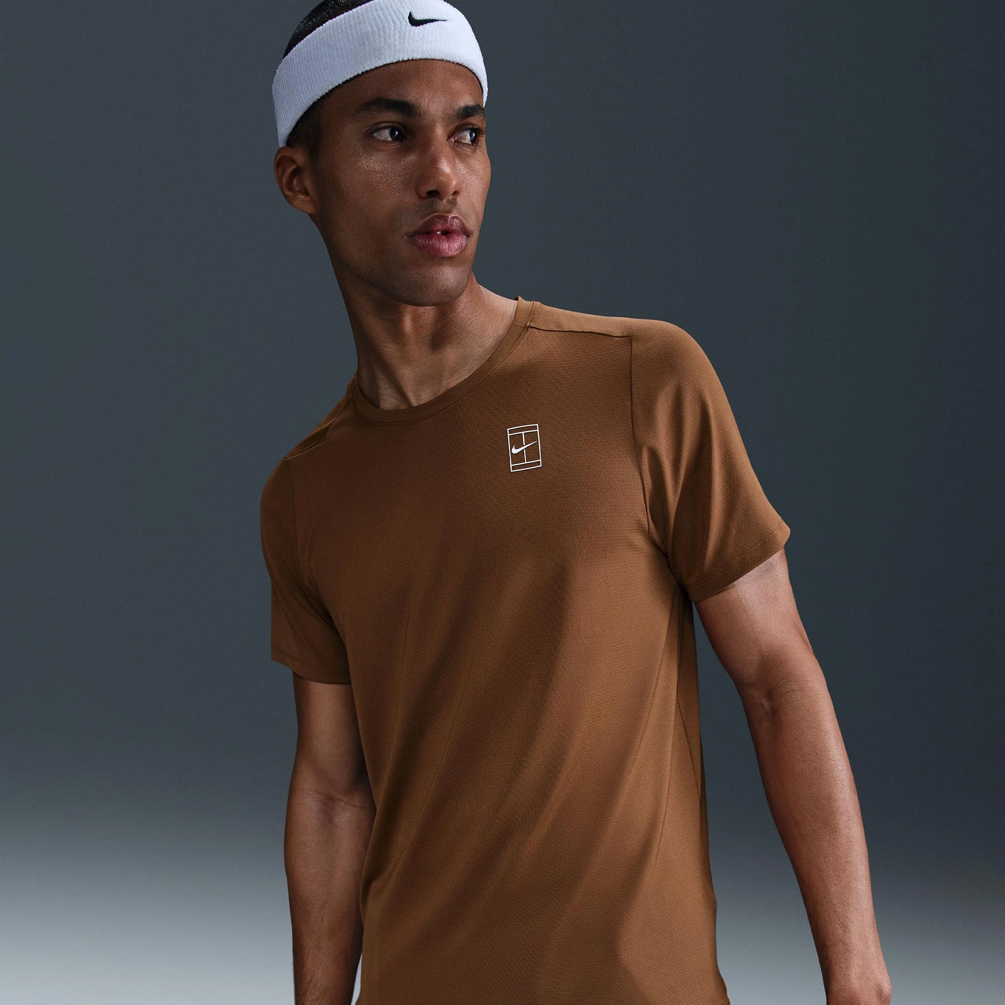 NikeCourt Advantage Men's Dri-FIT Tennis Shirt