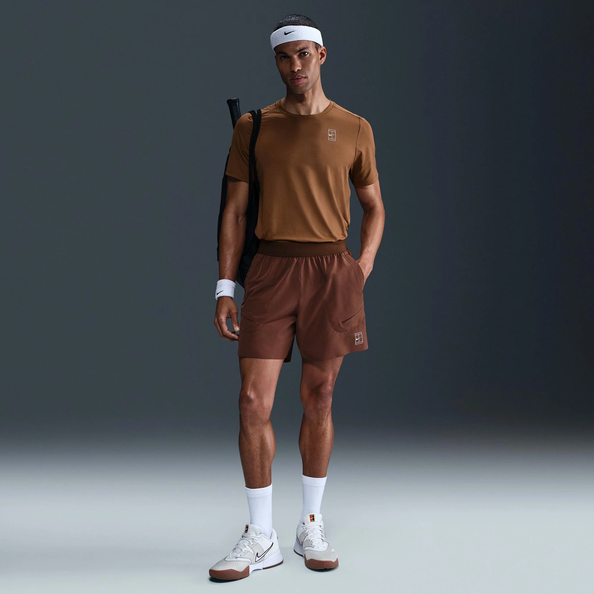 NikeCourt Advantage Men's Dri-FIT Tennis Shirt - Image 4