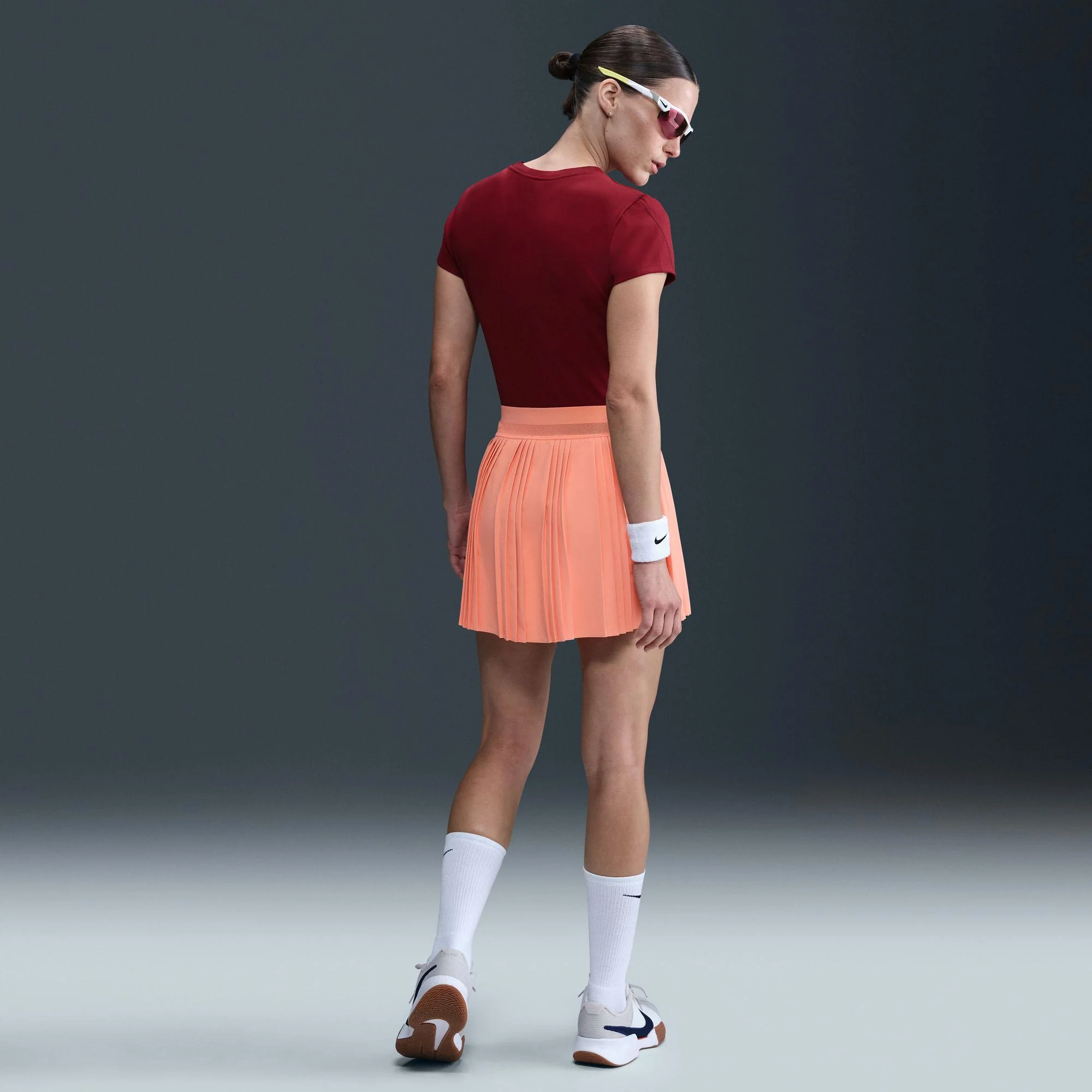 NikeCourt Advantage Women's Dri-FIT High-Waisted Pleated Tennis Skirt - Image 2