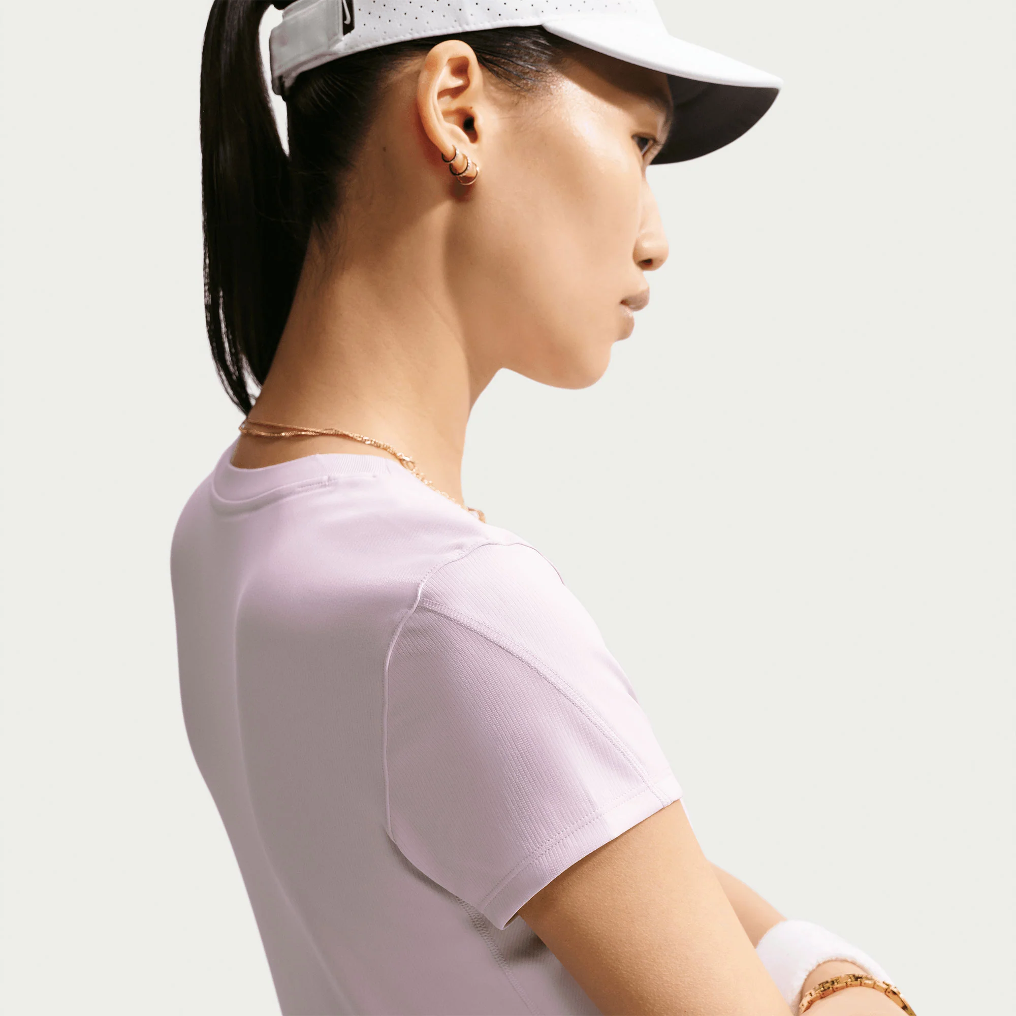 NikeCourt Advantage Women's Dri-FIT Tennis Shirt - Image 2