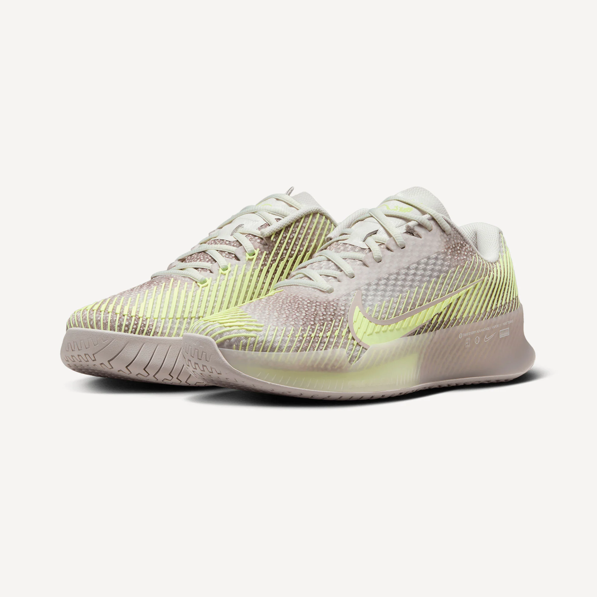 NikeCourt Air Zoom Vapor 11 Premium Women's Hard Court Tennis Shoes - Image 4