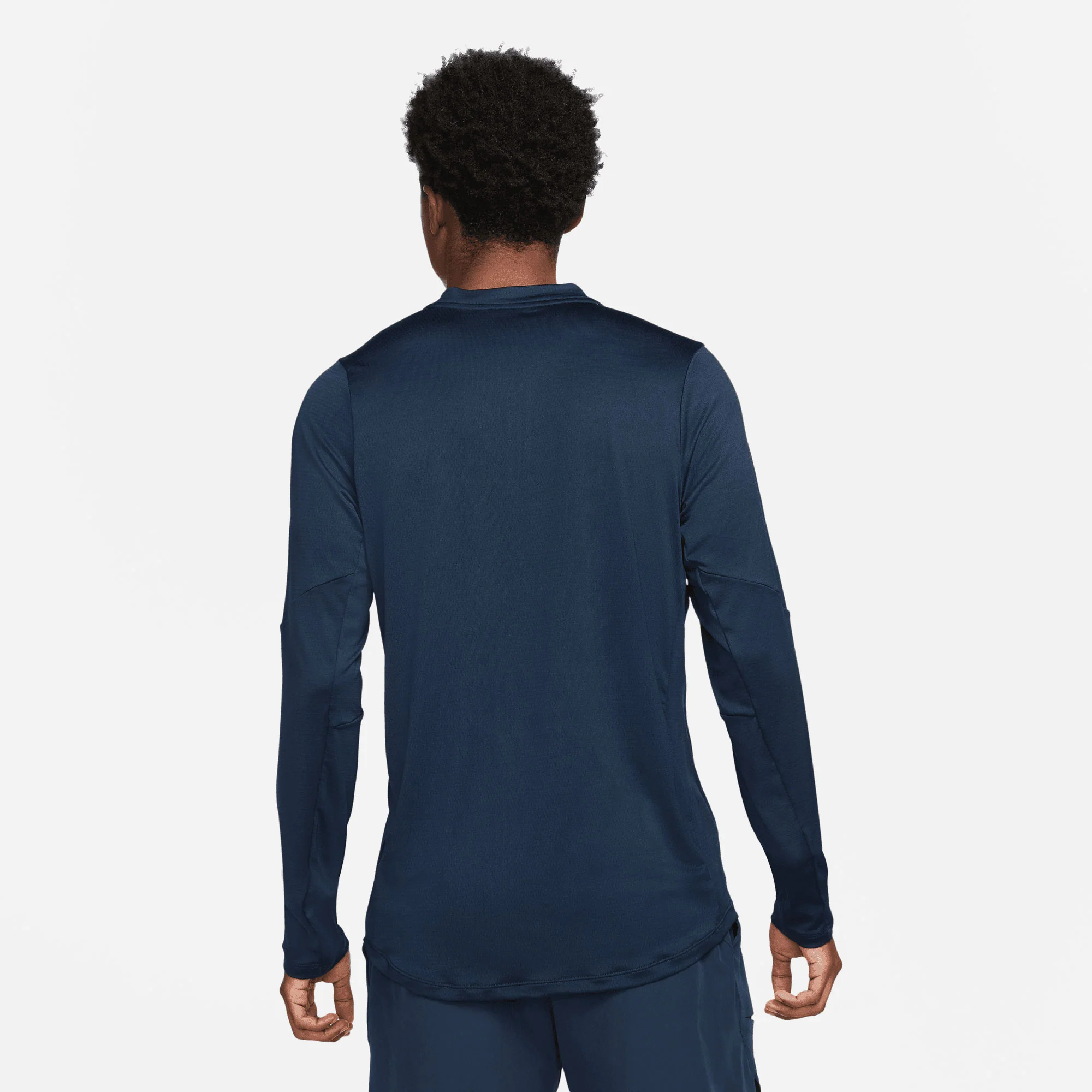 NikeCourt Dri-FIT Advantage Men's Long-Sleeve Half-Zip Tennis Shirt - Image 2
