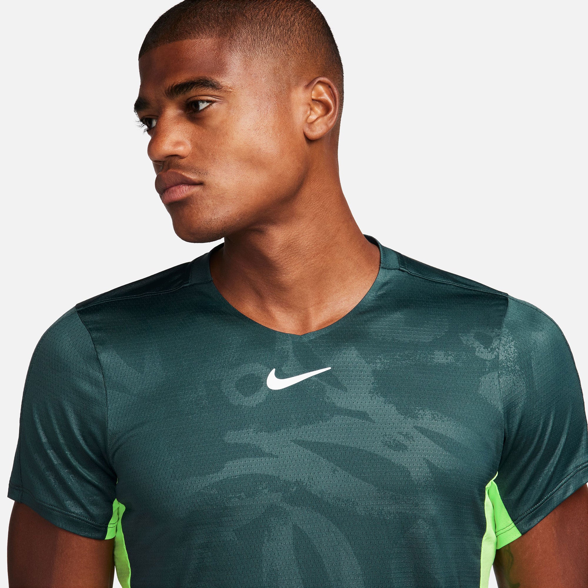 NikeCourt Dri-FIT Advantage Men's Printed Tennis Shirt - Image 3