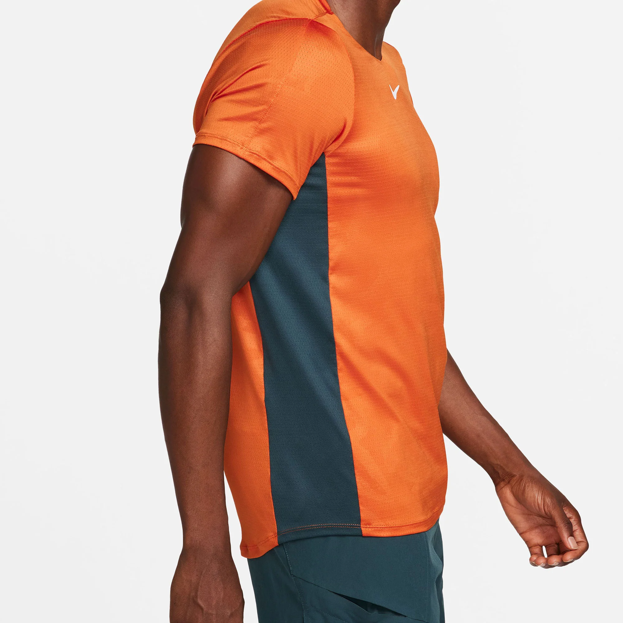 NikeCourt Dri-FIT Advantage Men's Printed Tennis Shirt - Image 4