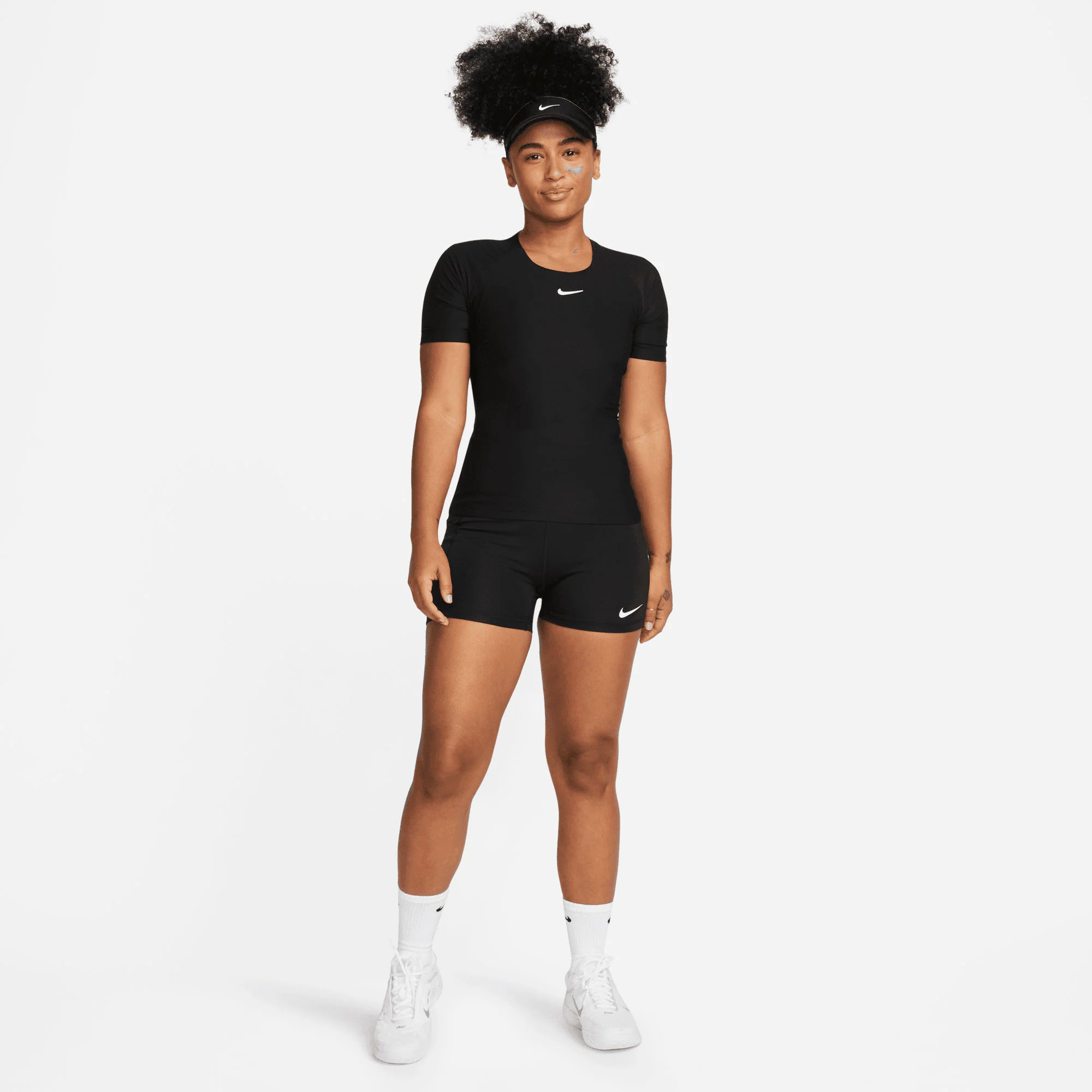 NikeCourt Dri-FIT Advantage Women's 4-Inch High-Rise Tennis Shorts - Image 6