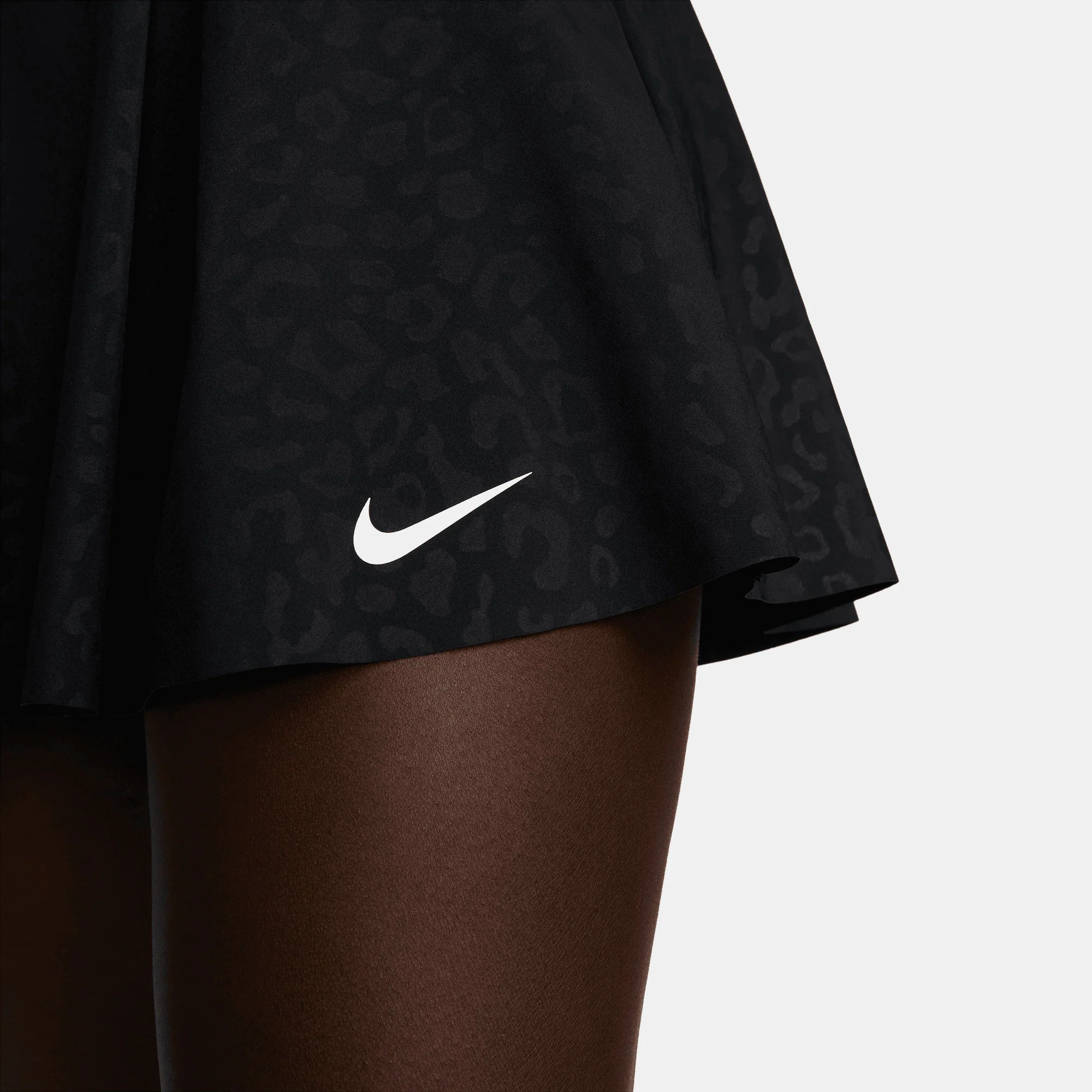 NikeCourt Dri-FIT Club Women's Printed Tennis Skirt - Image 4