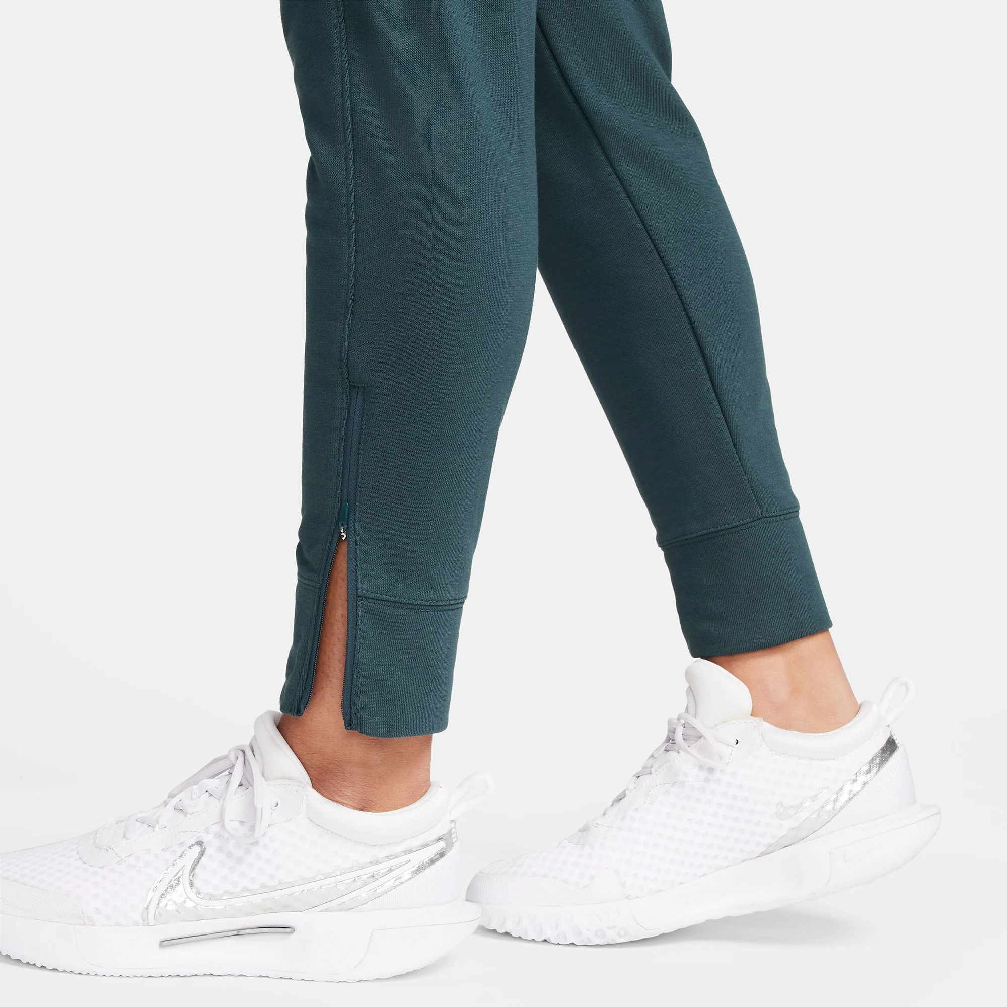 NikeCourt Dri-FIT Heritage Women's Fleece Tennis Pants - Image 4