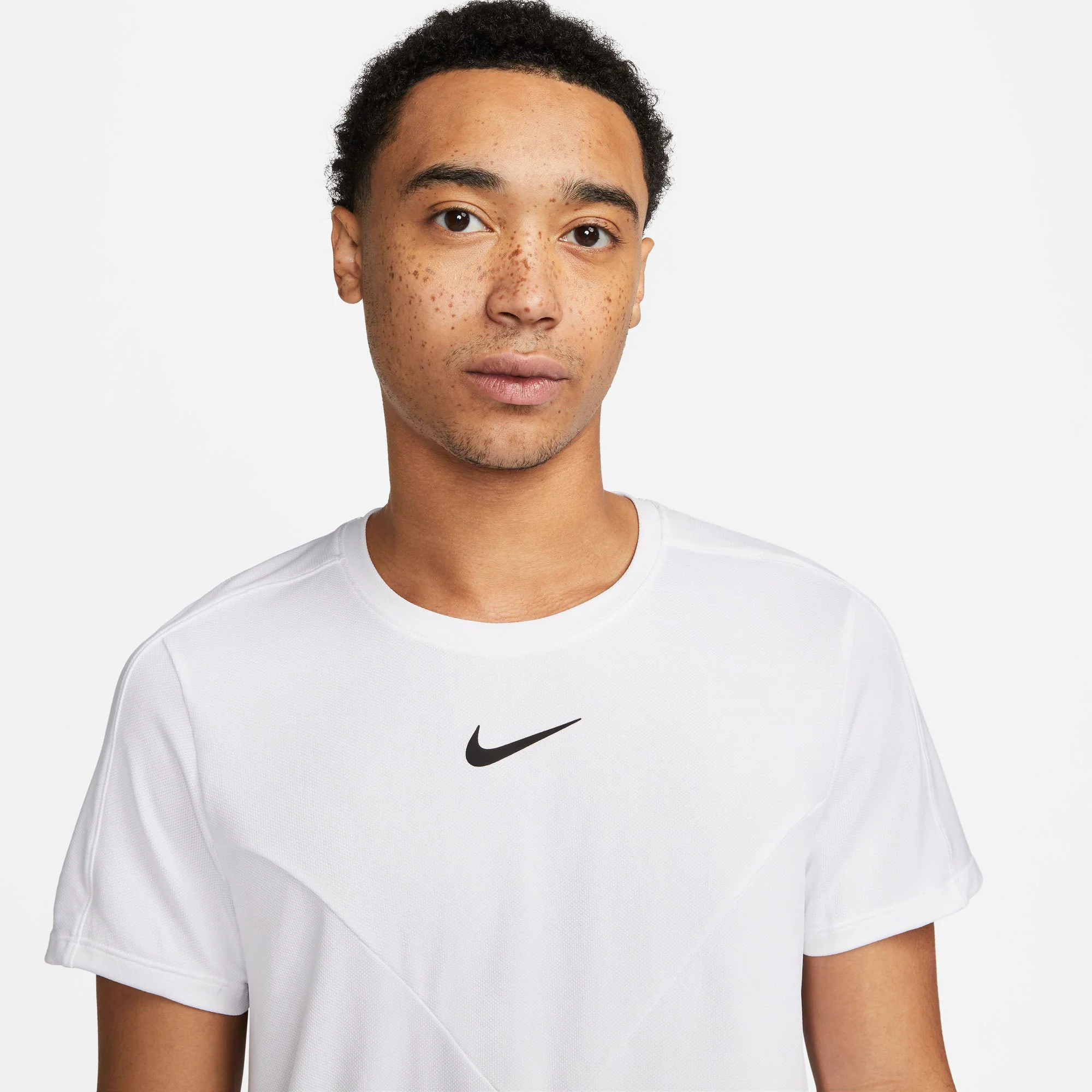 NikeCourt Dri-FIT Slam London Men's Tennis Shirt - Image 3