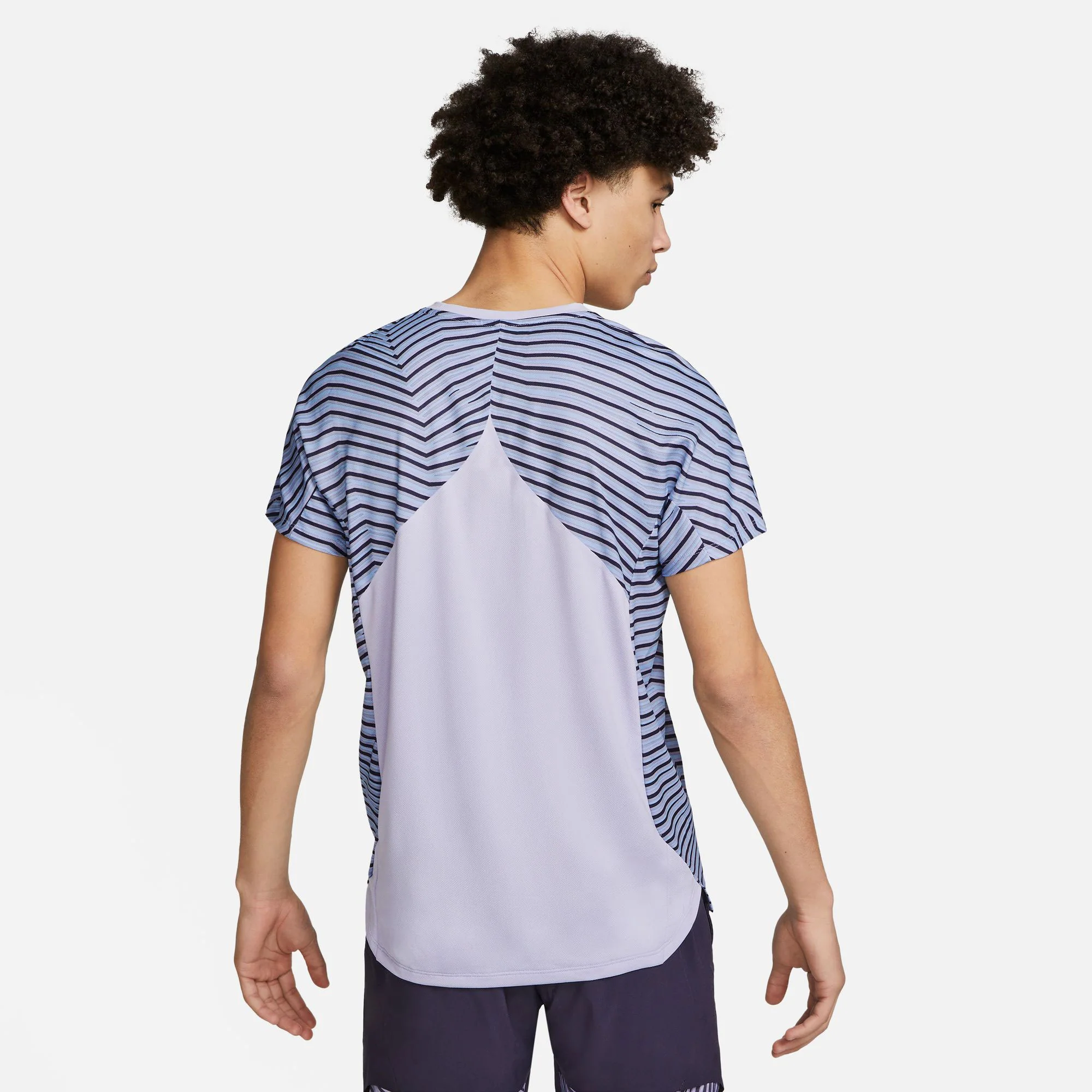 NikeCourt Dri-FIT Slam Paris Men's Tennis Shirt - Image 2