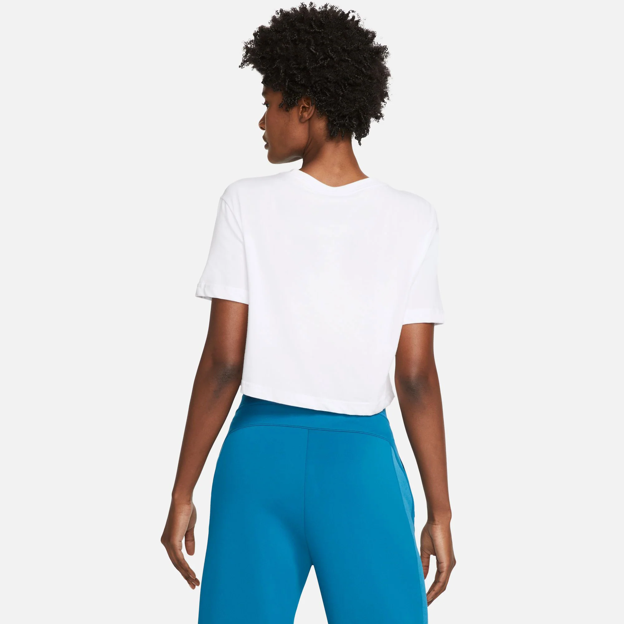 NikeCourt Dri-FIT Slam Women's Tennis Crop Top - Image 2