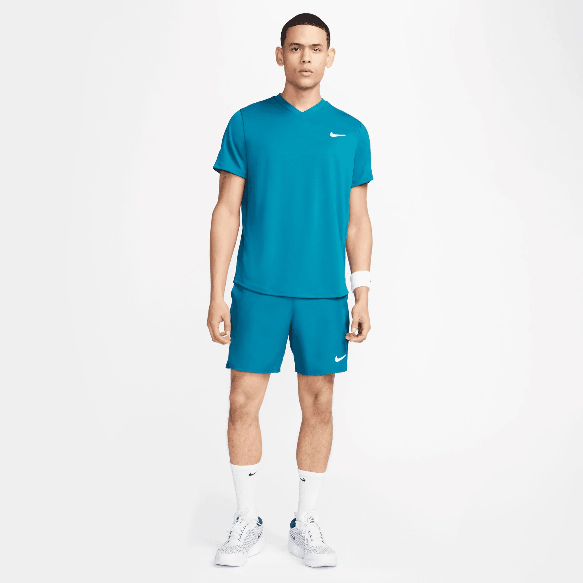 NikeCourt Dri-FIT Victory Men's Tennis Shirt - Image 4