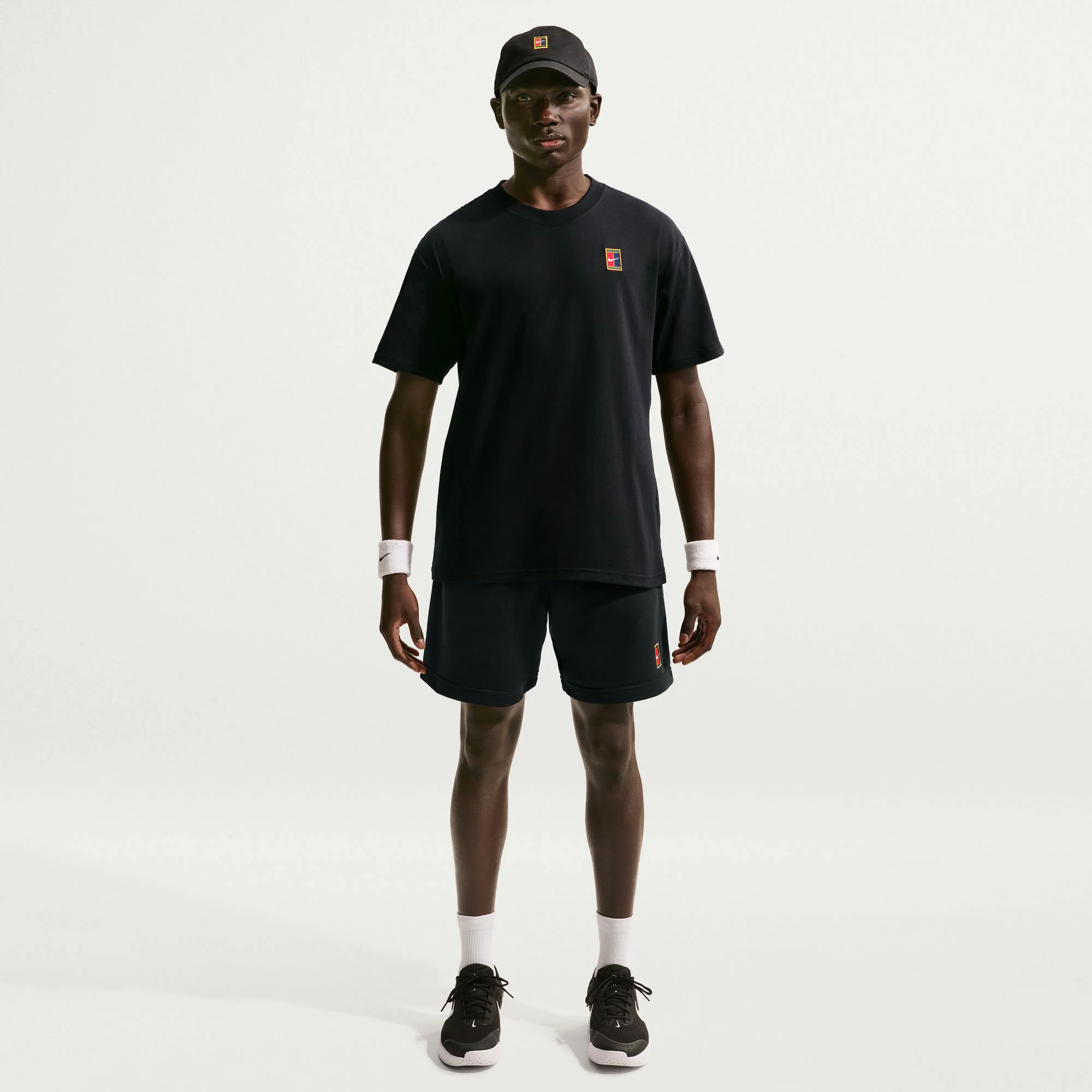 NikeCourt Heritage Max90 Men's Tennis T-Shirt - Image 4