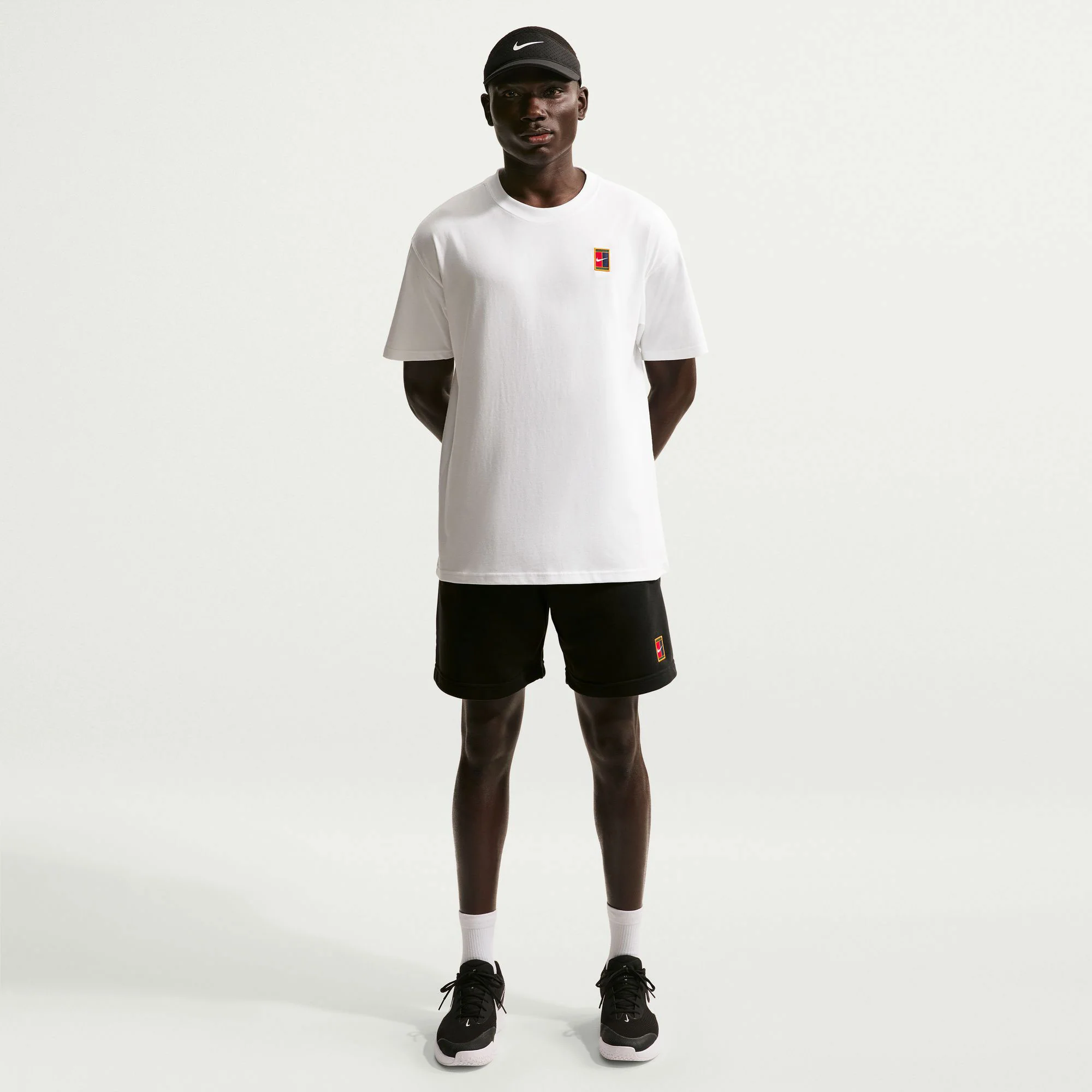 NikeCourt Heritage Max90 Men's Tennis T-Shirt - Image 4
