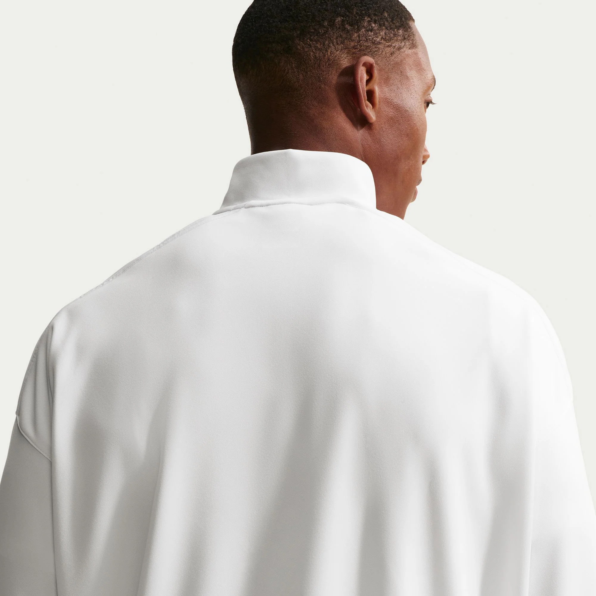 NikeCourt Heritage Men's Dri-FIT Tennis Jacket - Image 2