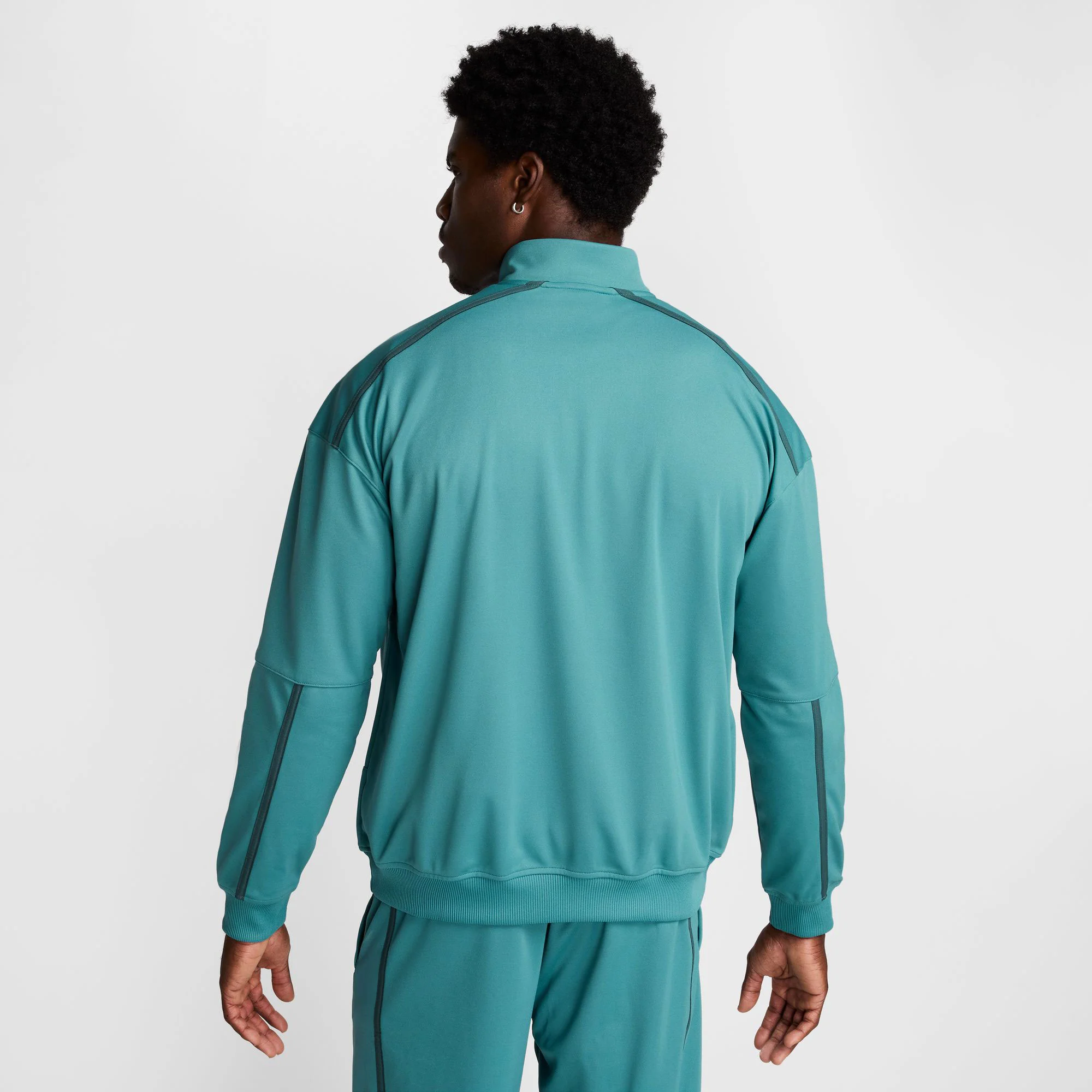 NikeCourt Heritage Men's Dri-FIT Tennis Jacket - Image 2