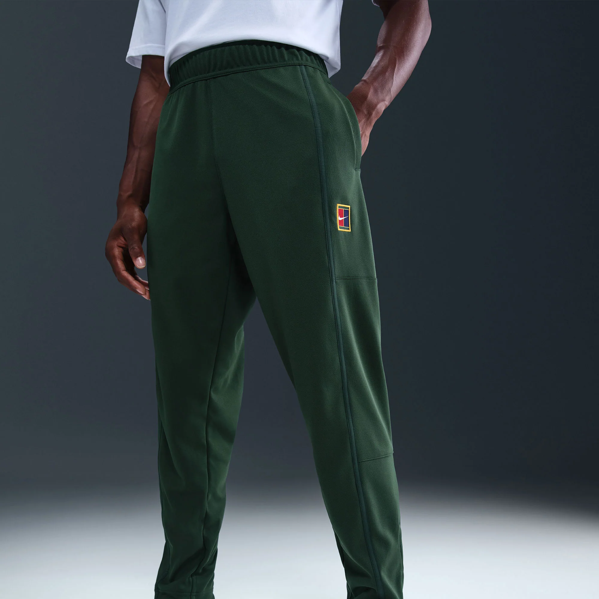 NikeCourt Heritage Men's Dri-FIT Tennis Pants - Image 3