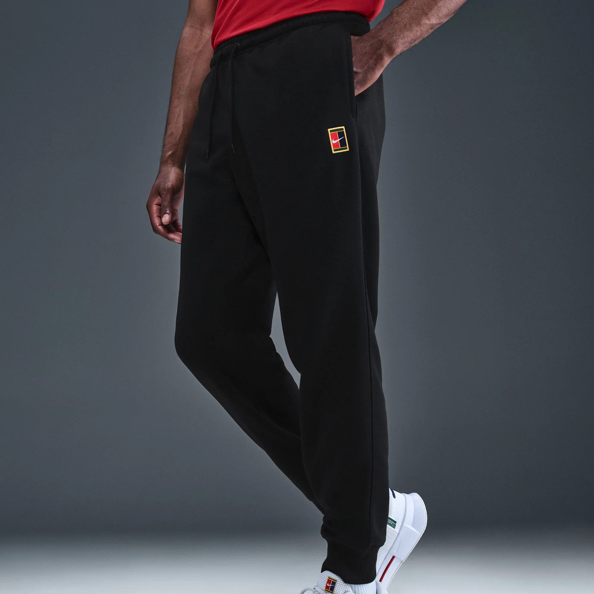 NikeCourt Heritage Men's Fleece Tennis Pants - Image 3