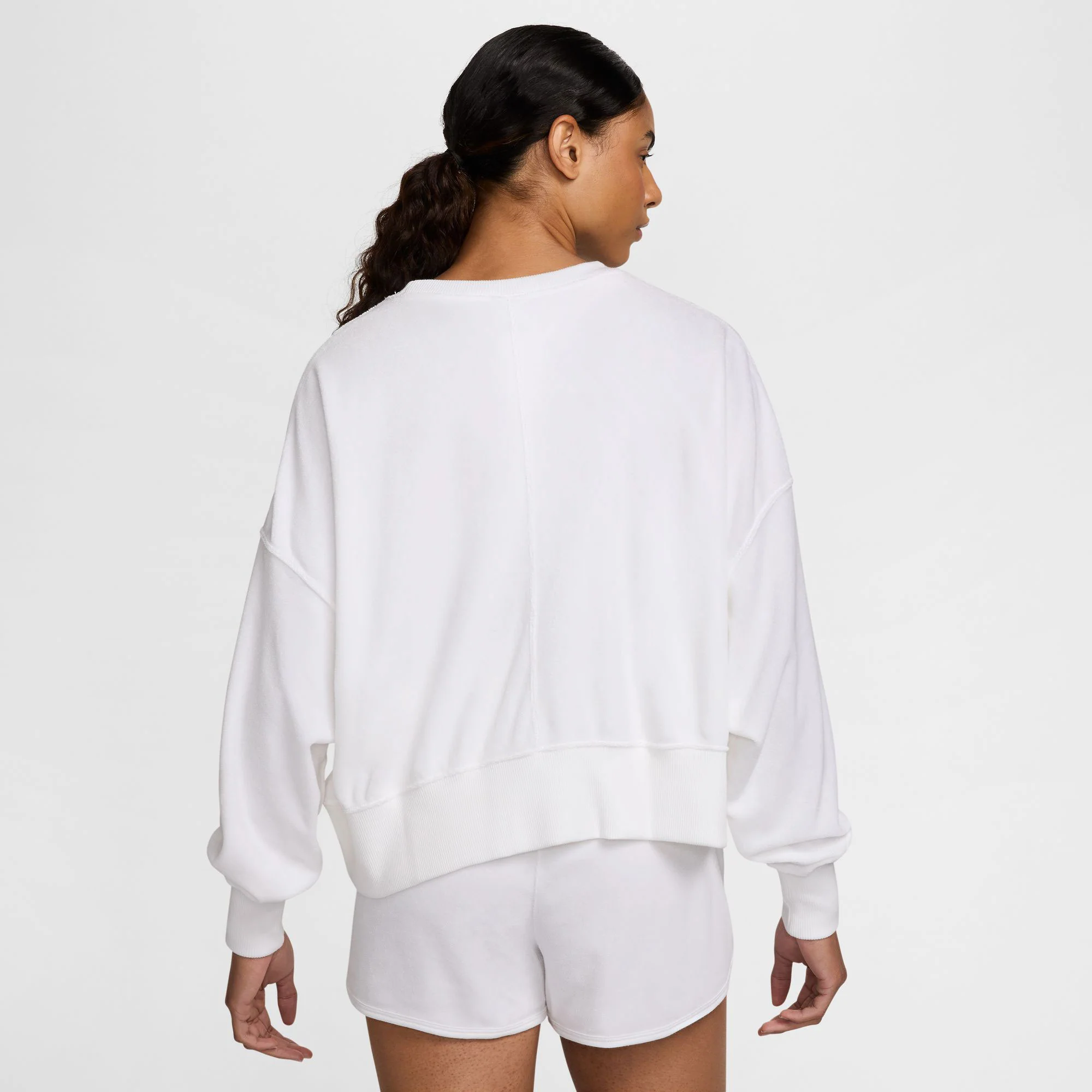 NikeCourt Heritage Women's Oversized Graphic Tennis Sweater - Image 2